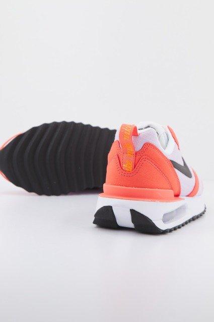 NIKE WMNS AIR MAX DAWN en color NARANJA (4)