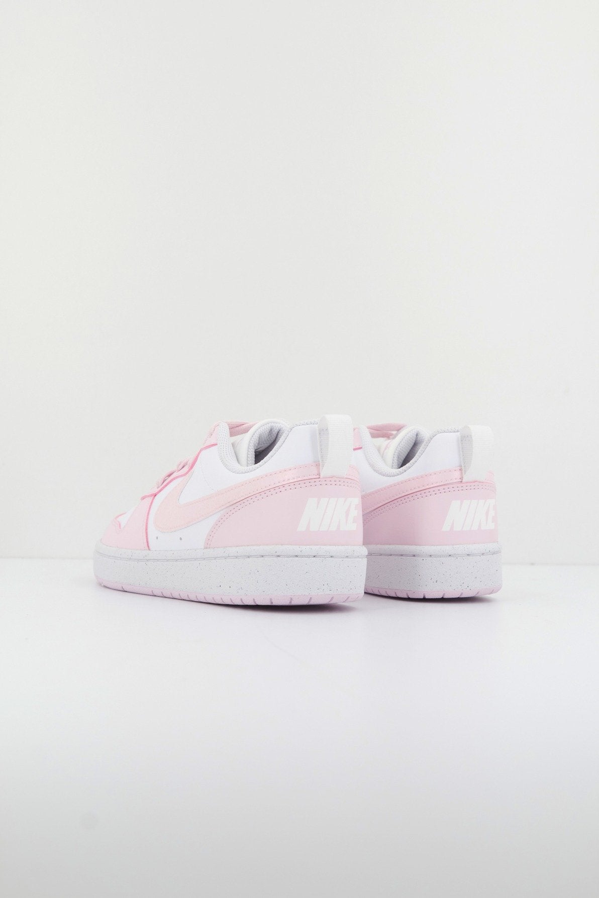 NIKE COURT BOROUGH LOW RECRAFT GS en color ROSA (3)