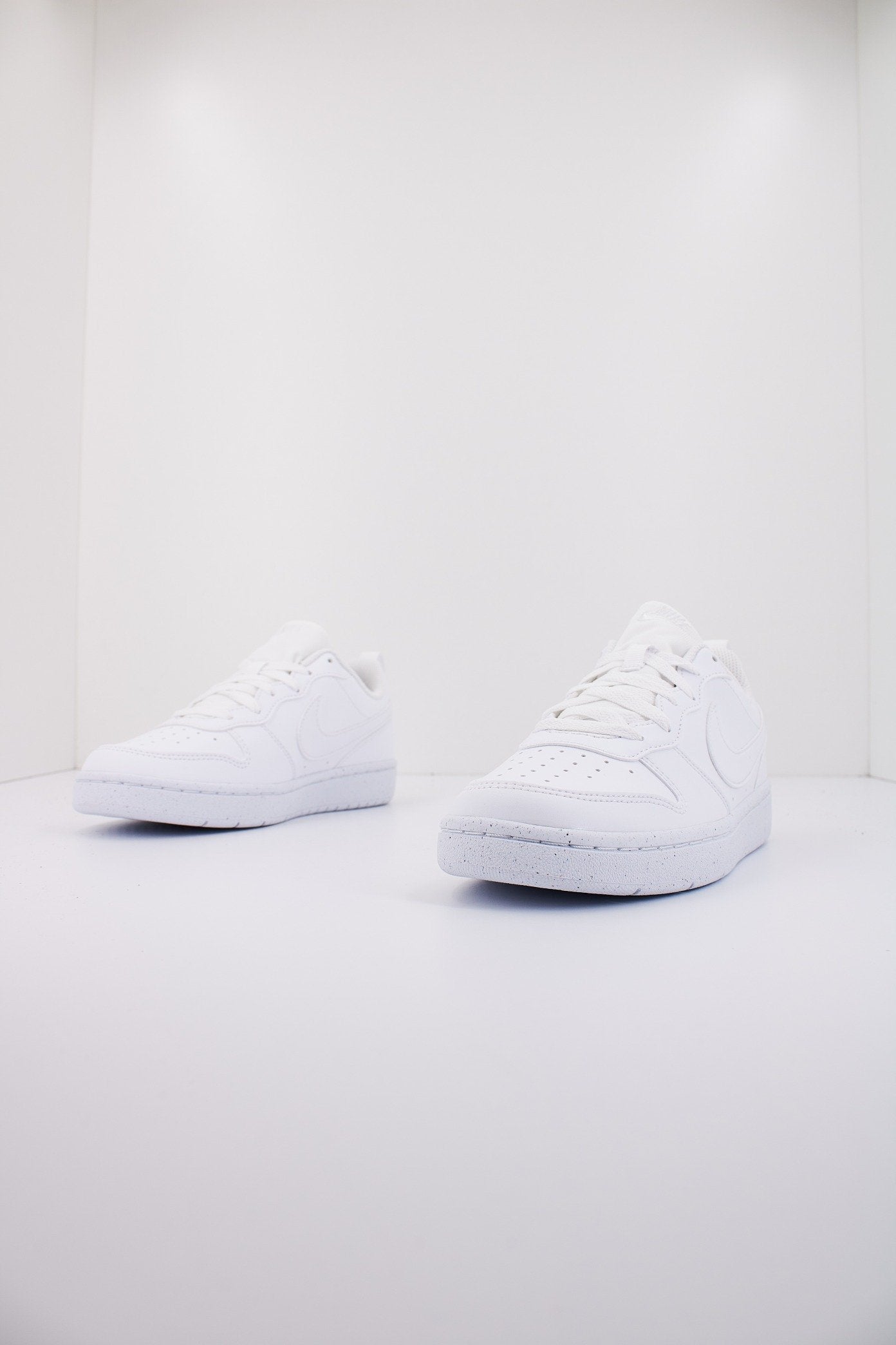 NIKE COURT BOROUGH LOW RECRA en color BLANCO (2)