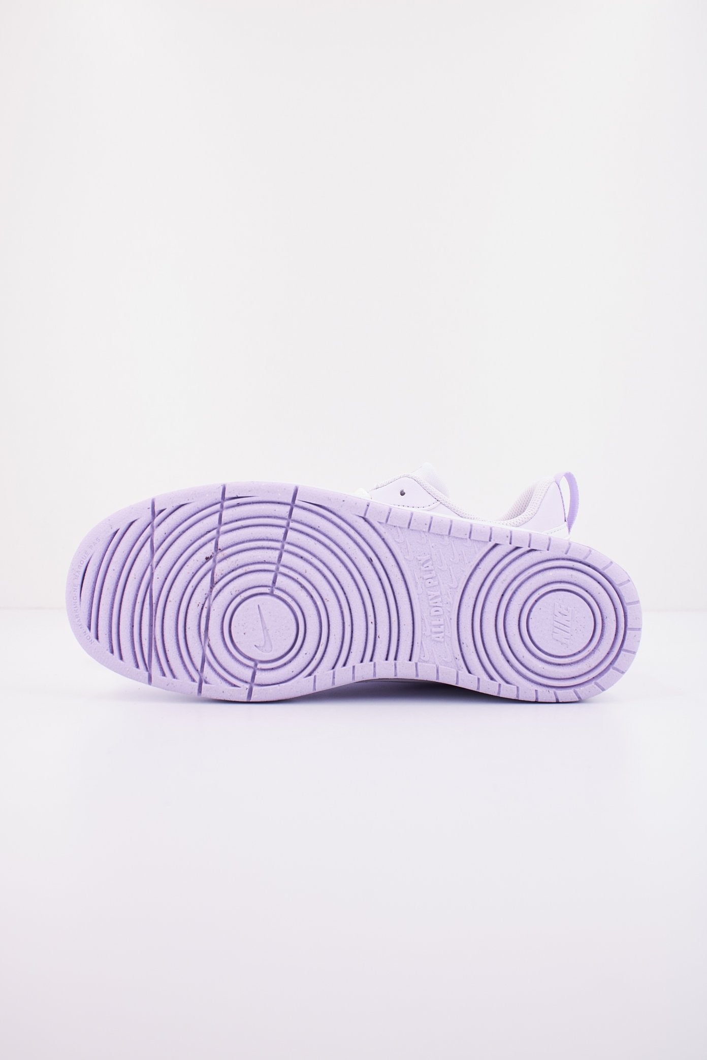 NIKE BOROUGH LOW RECRA en color VIOLETA (4)