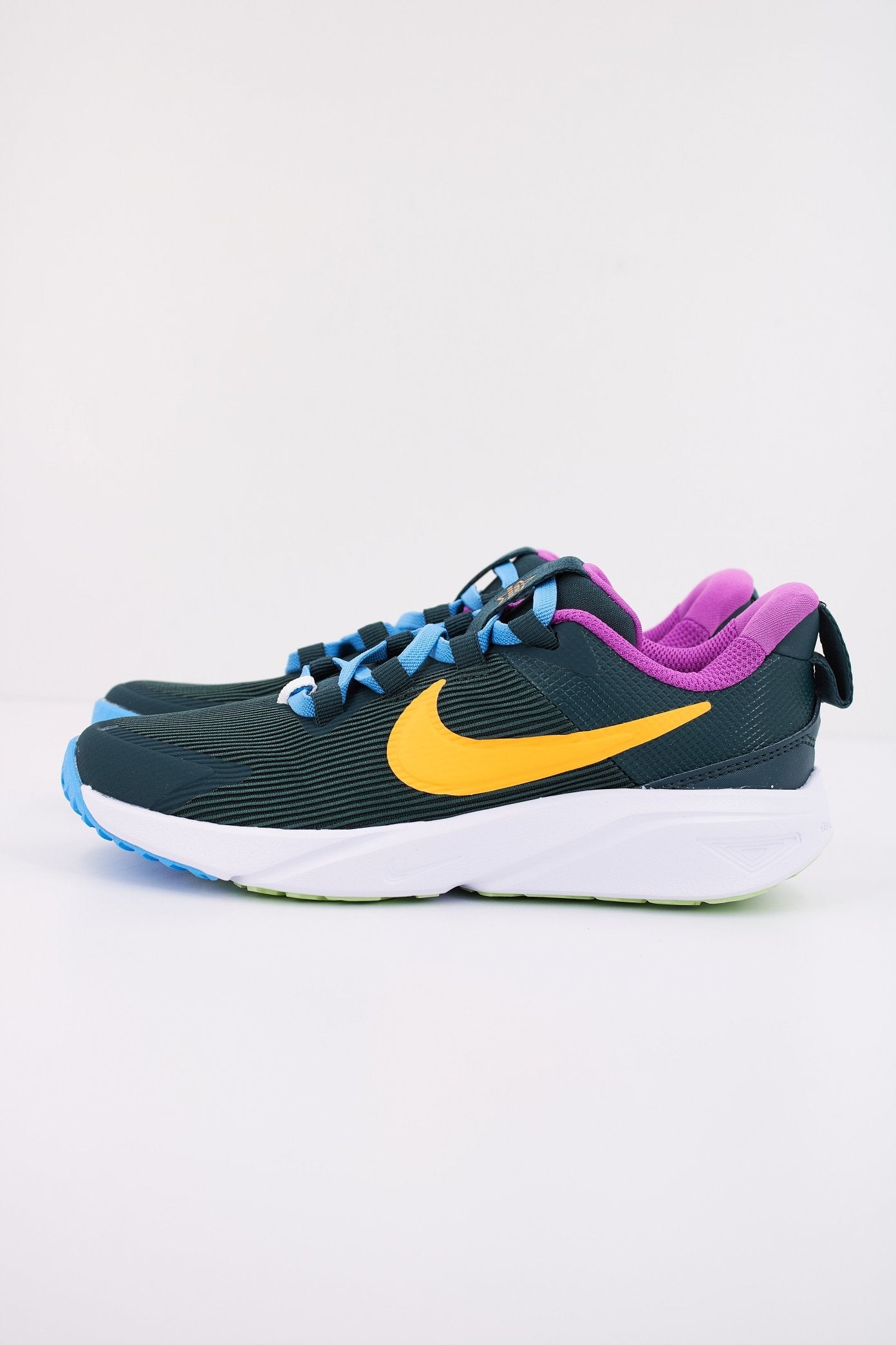 NIKE STAR RUNNER en color VERDE (1)