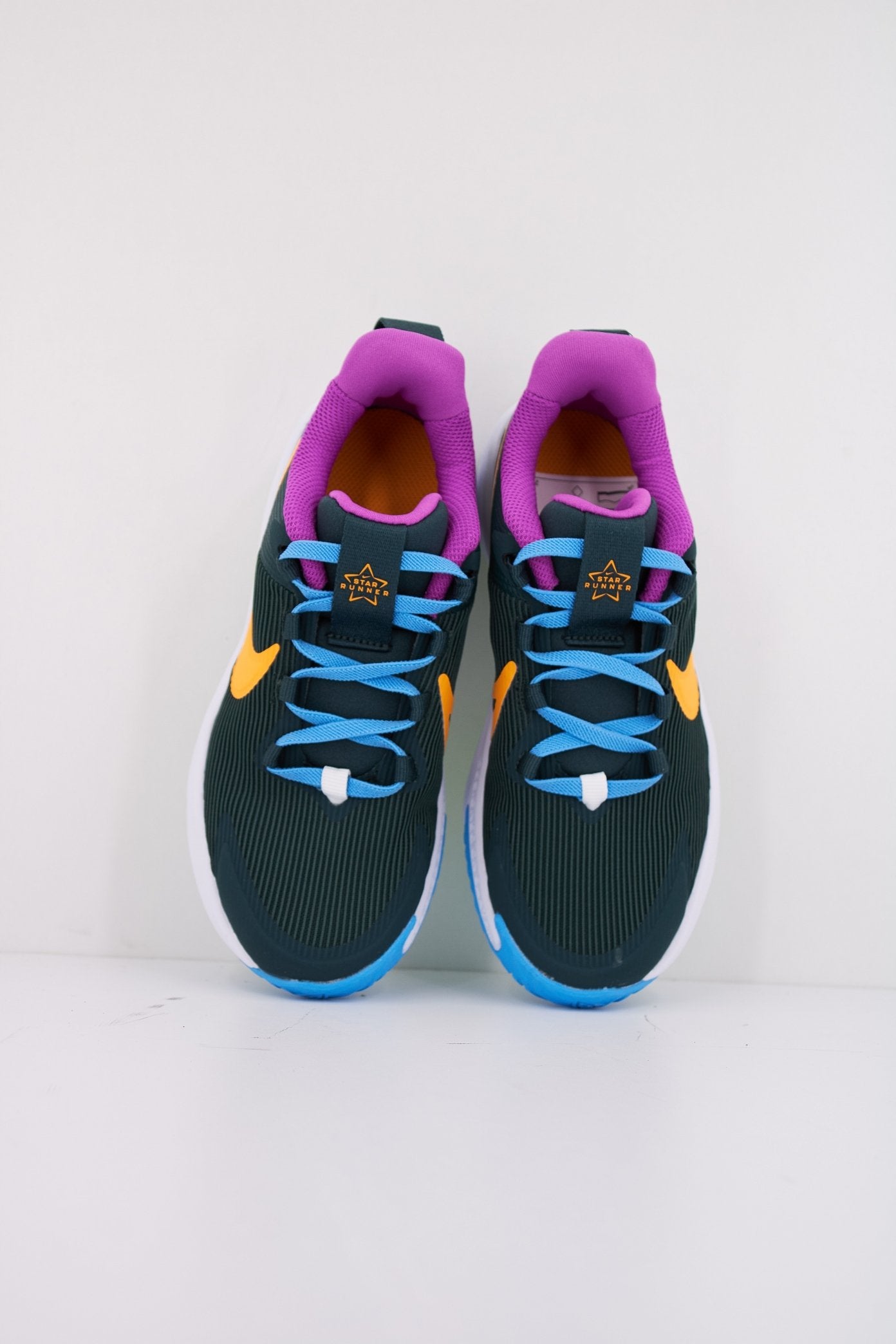 NIKE STAR RUNNER en color VERDE (3)