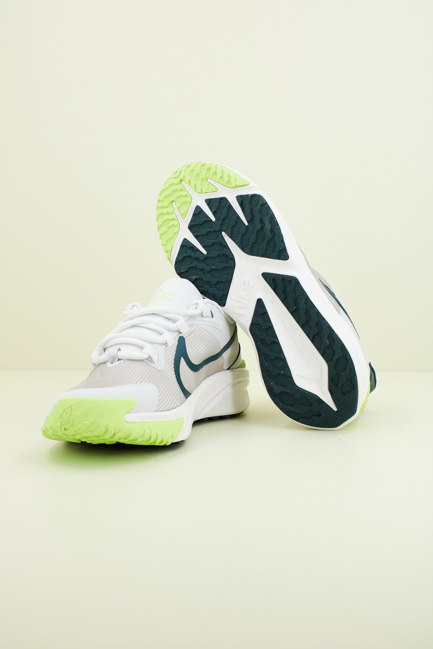 NIKE STAR RUNNER en color GRIS (4)