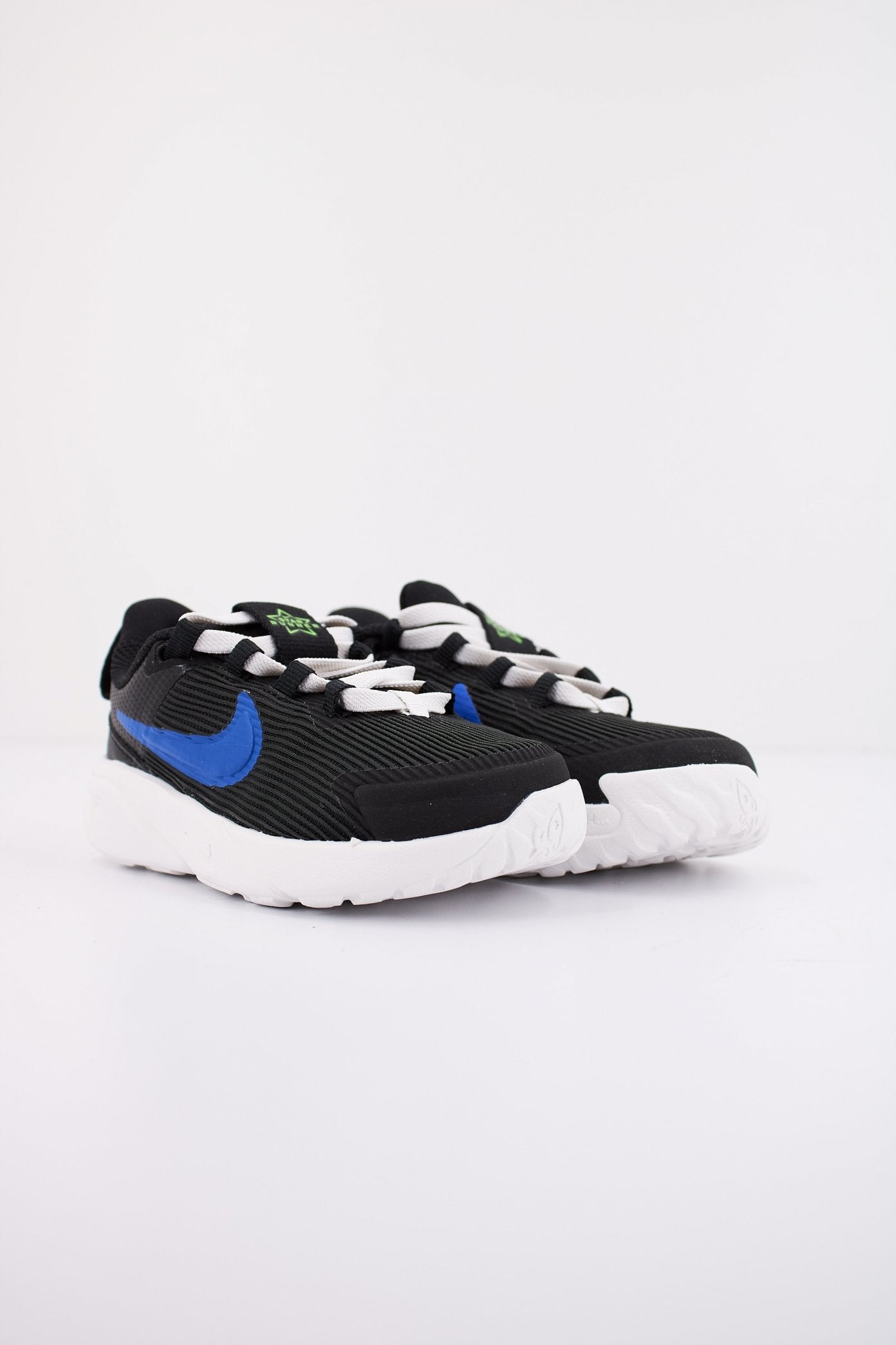 NIKE STAR RUNNER en color NEGRO (2)