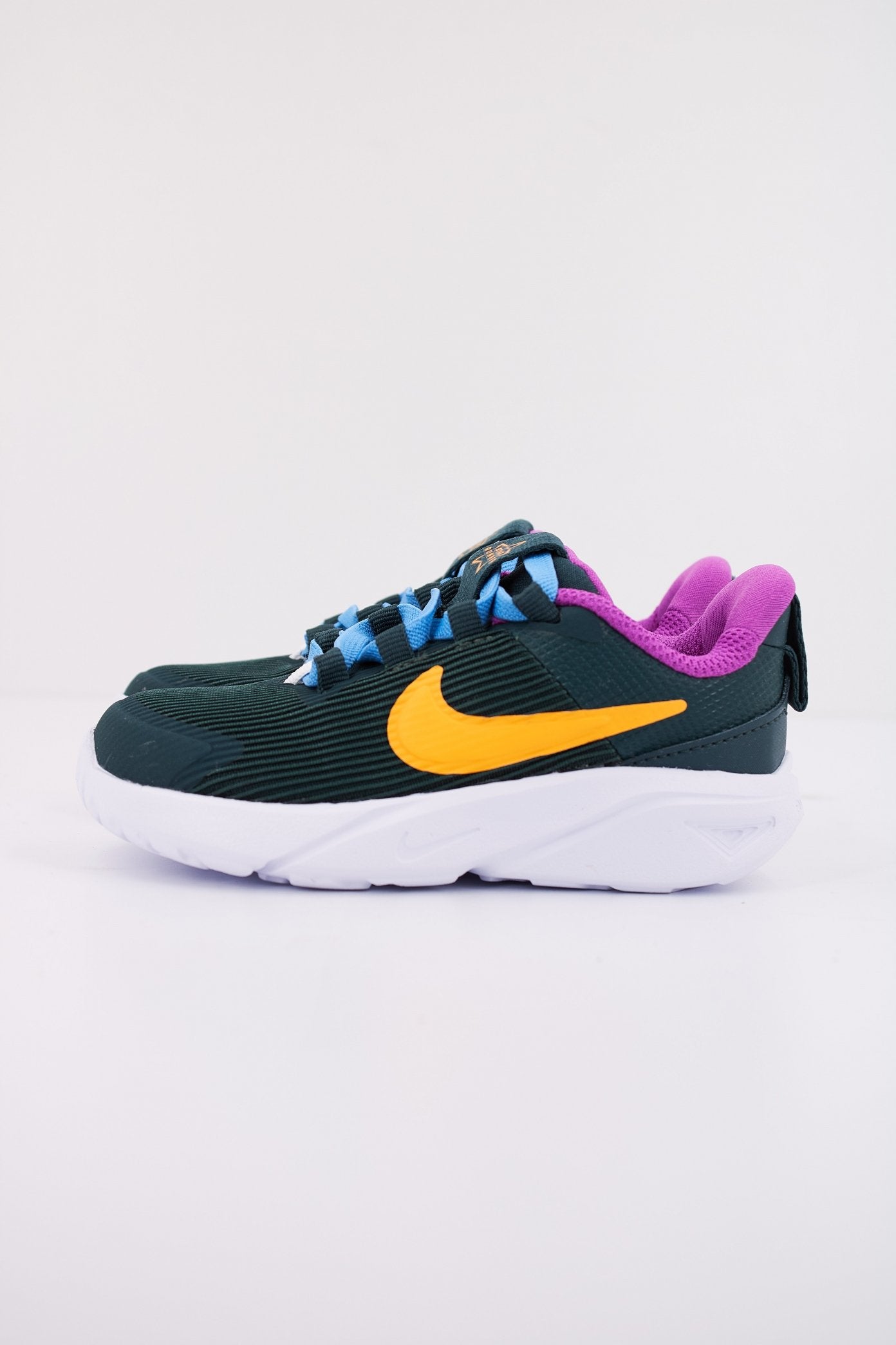 NIKE STAR RUNNER en color VERDE (1)