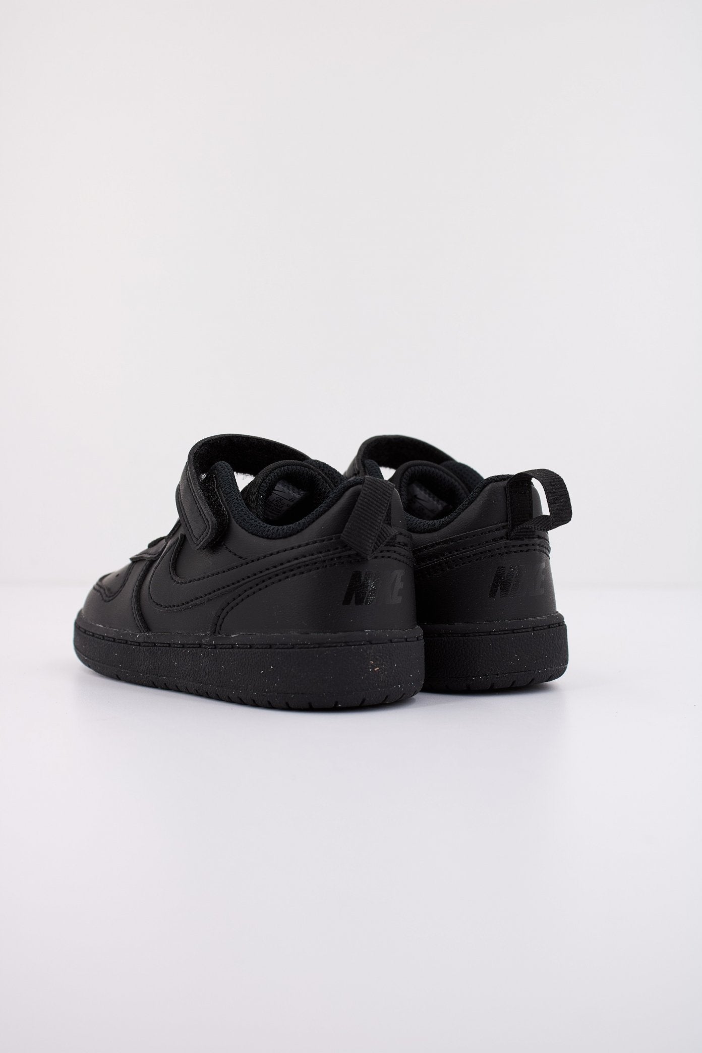 NIKE COURT BOROUGH LOW RECRA en color NEGRO (3)