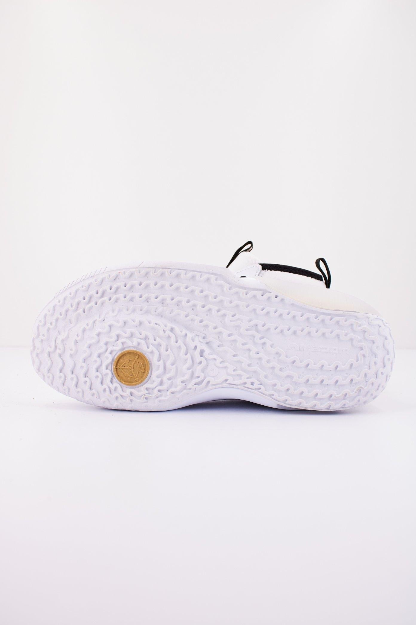 NIKE ZOOM CROSSOVER en color BLANCO (4)