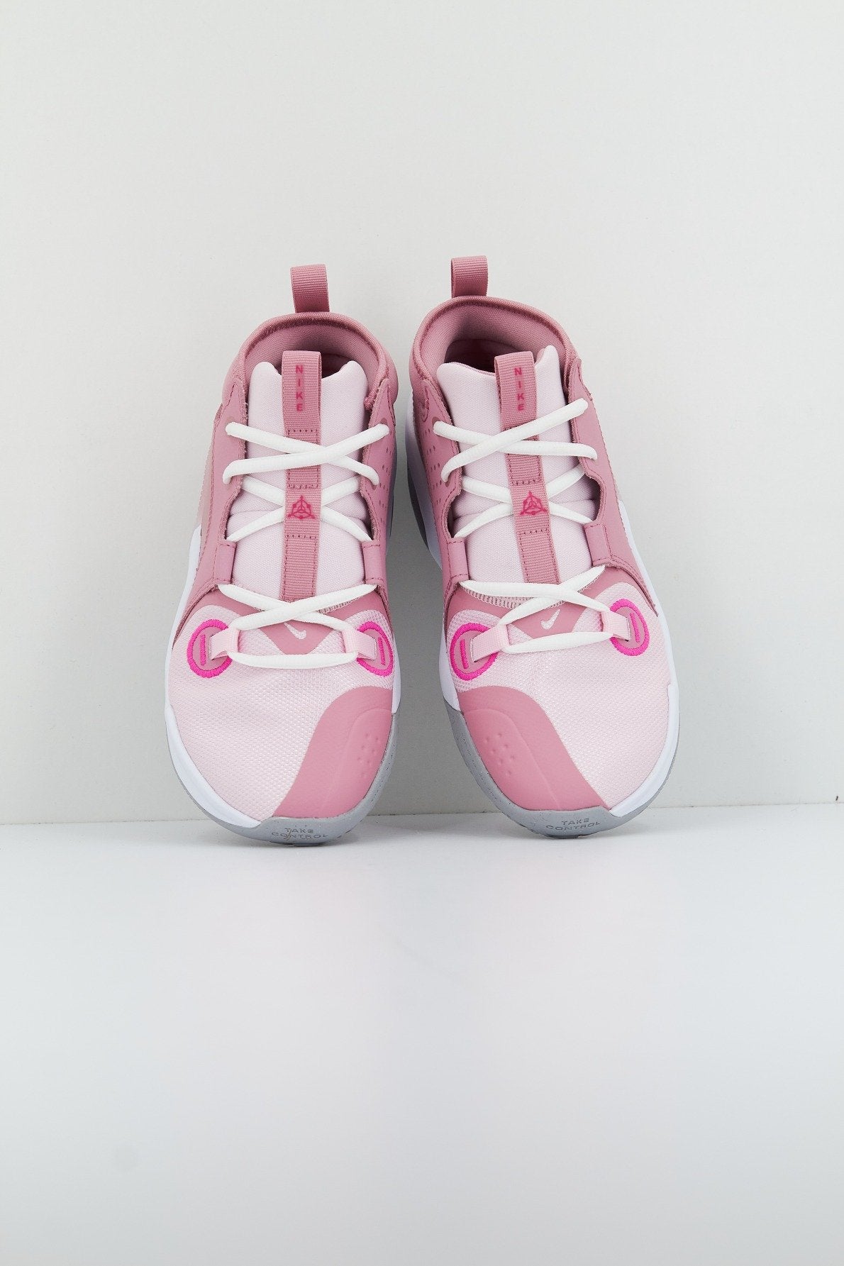 NIKE AIR ZOOM CROSSOVER en color ROSA (2)