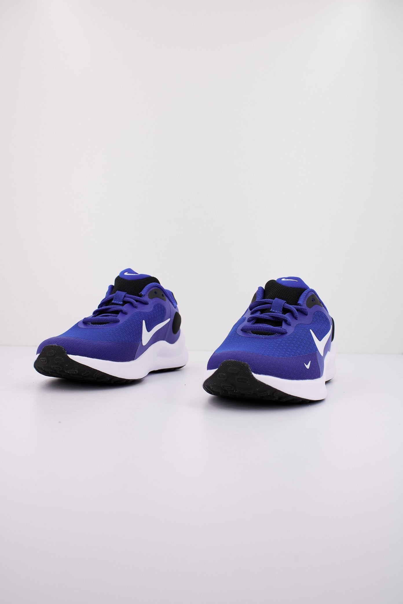 NIKE REVOLUTION en color AZUL (2)