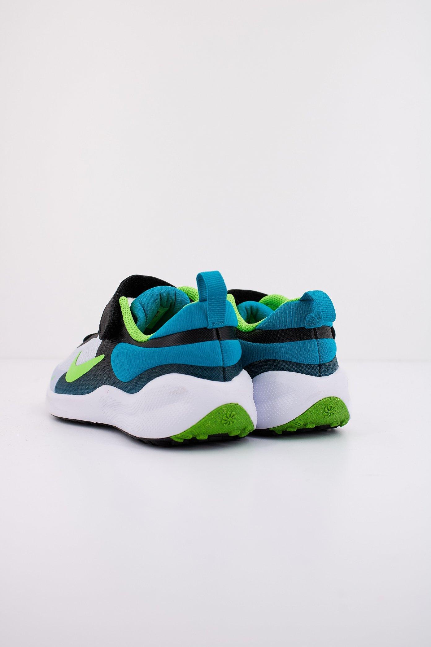 NIKE REVOLTION en color AZUL (3)