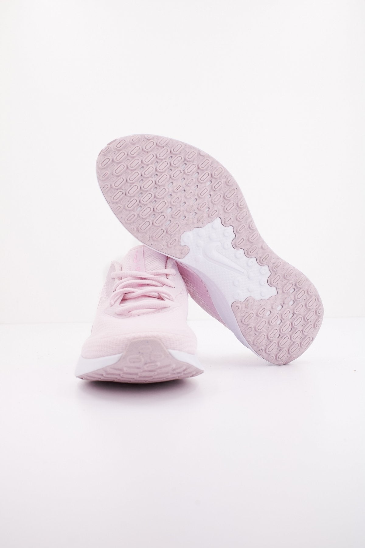 NIKE REVOLUTION en color ROSA (4)