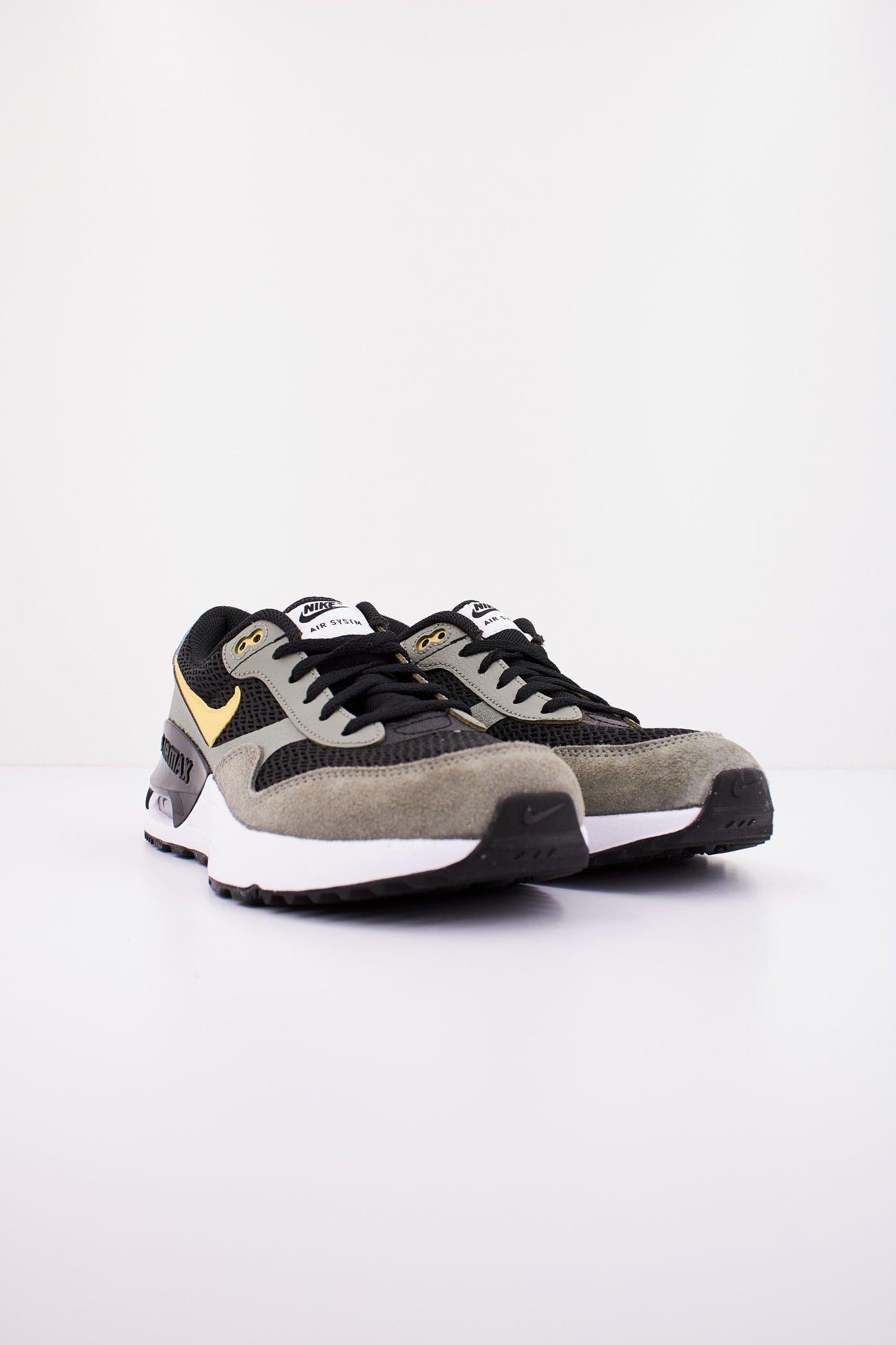 NIKE MAX SYSTM en color NEGRO (2)