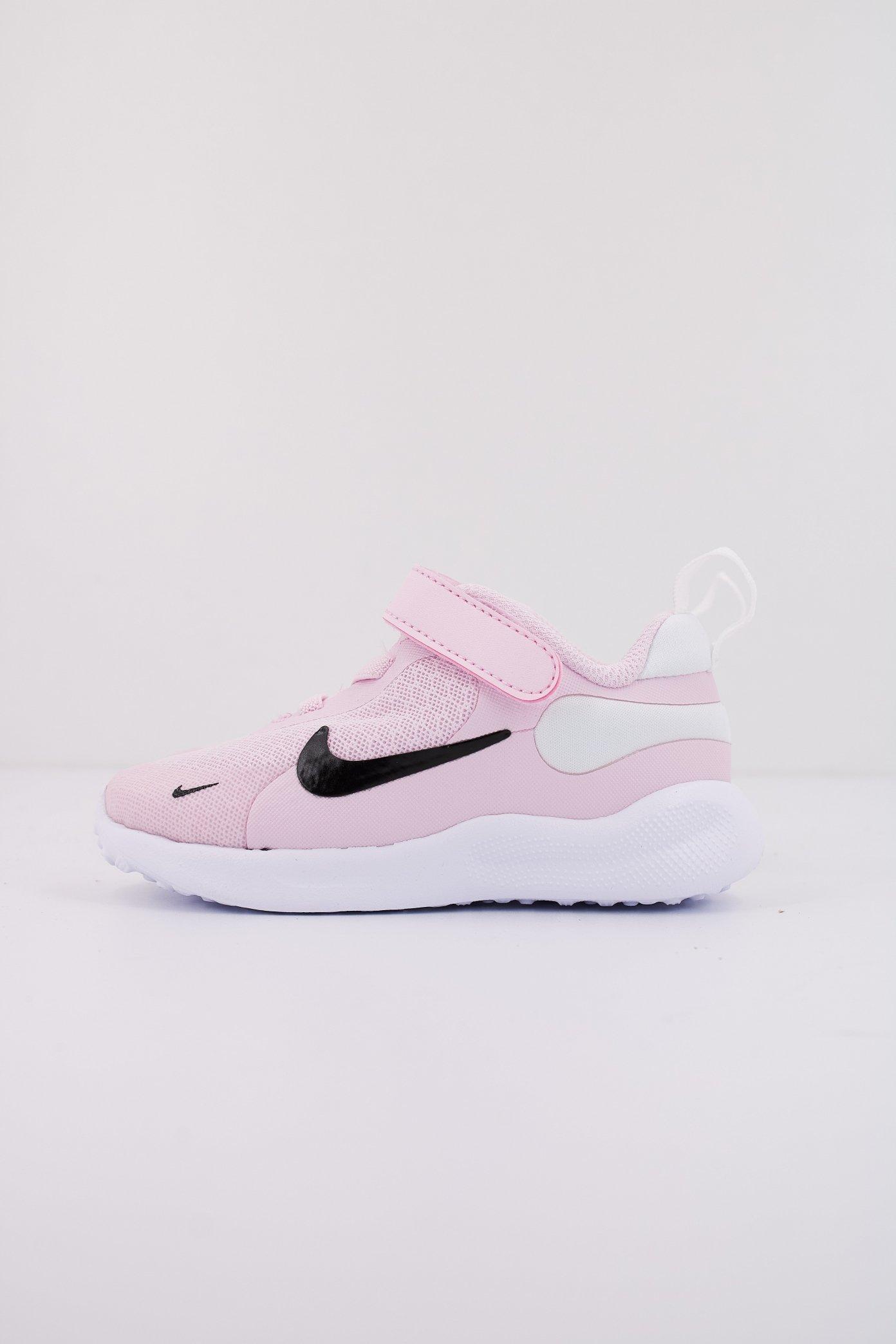 NIKE NIKE REVOLUTION en color ROSA (1)