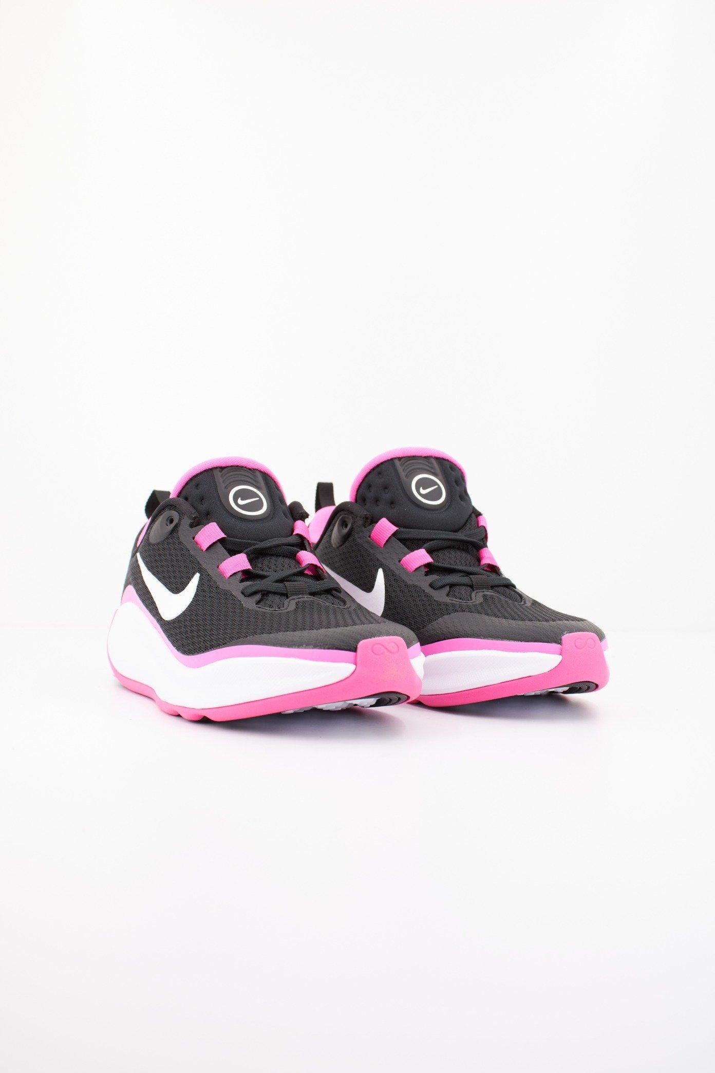 NIKE KIDFINITY BIG KIDS' SHO en color NEGRO (2)