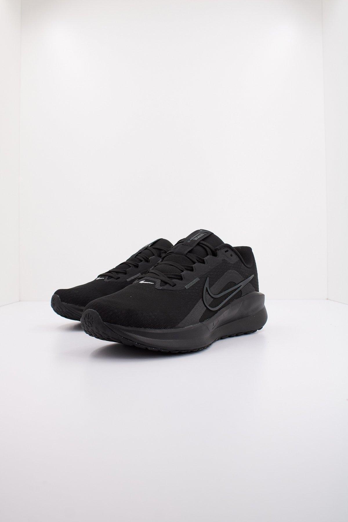 NIKE DOWNSHIFTER en color NEGRO (2)