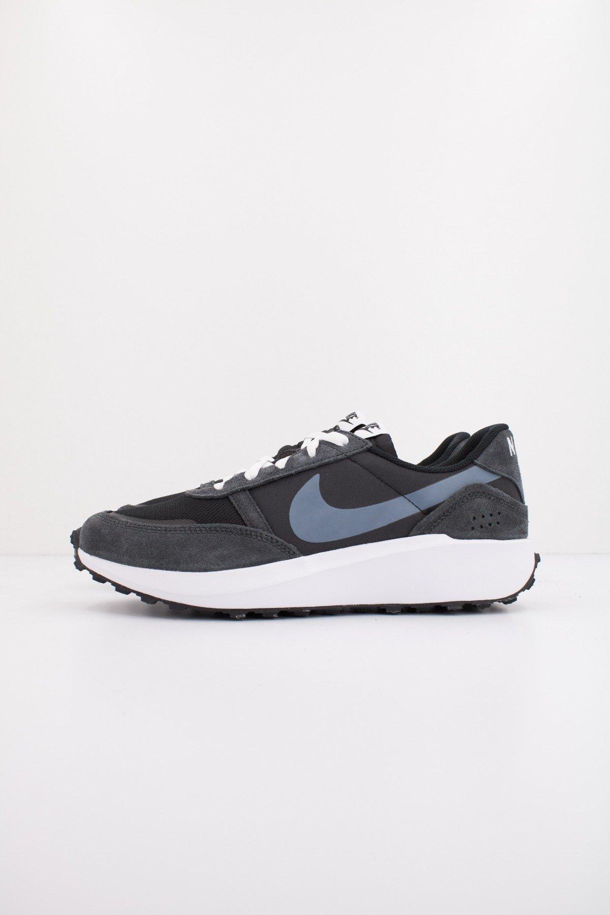 NIKE WAFFLE DEBUT en color GRIS (1)