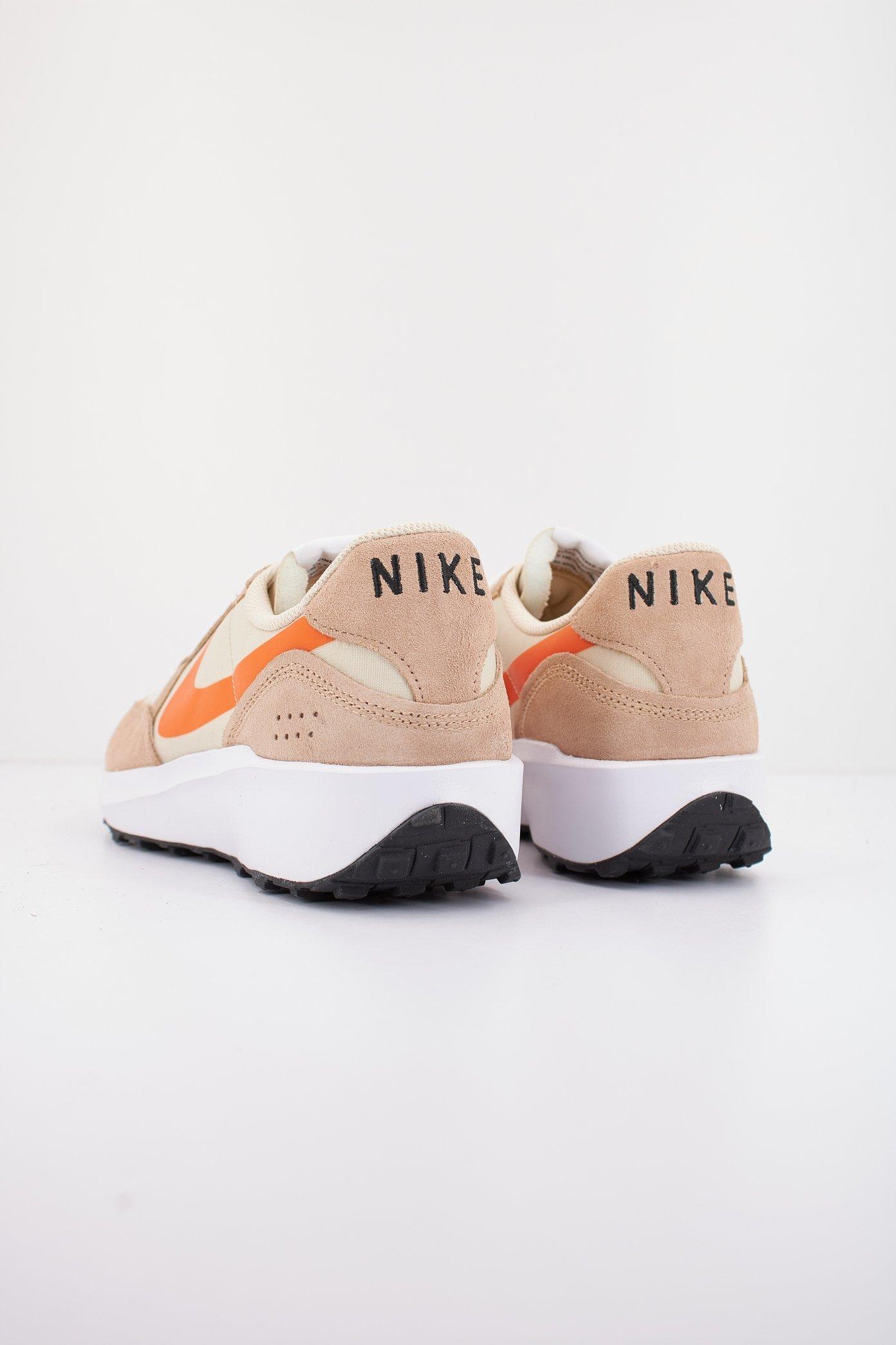 NIKE WAFFLE DEBUT en color MARRON (3)