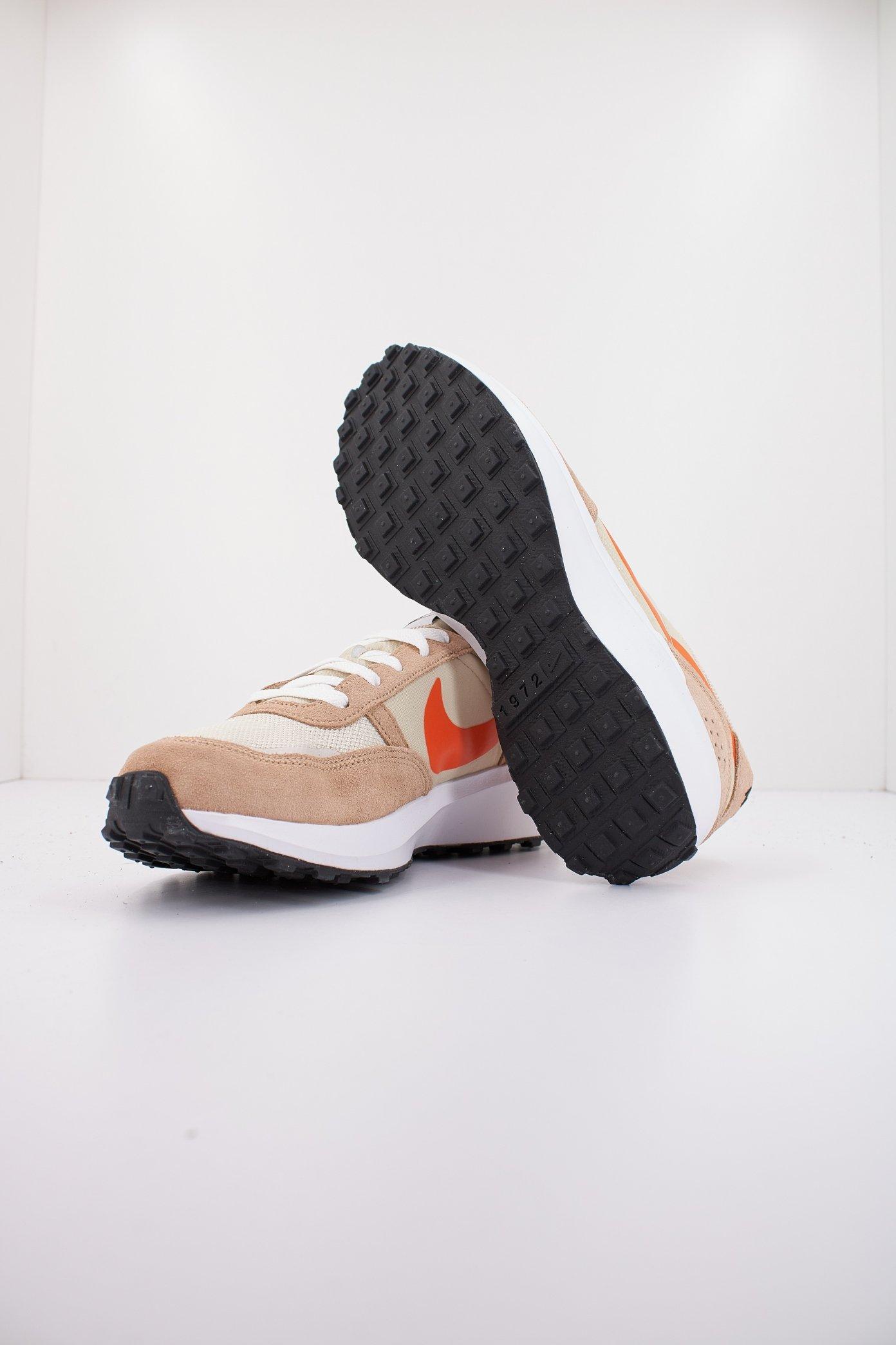 NIKE WAFFLE DEBUT en color MARRON (4)