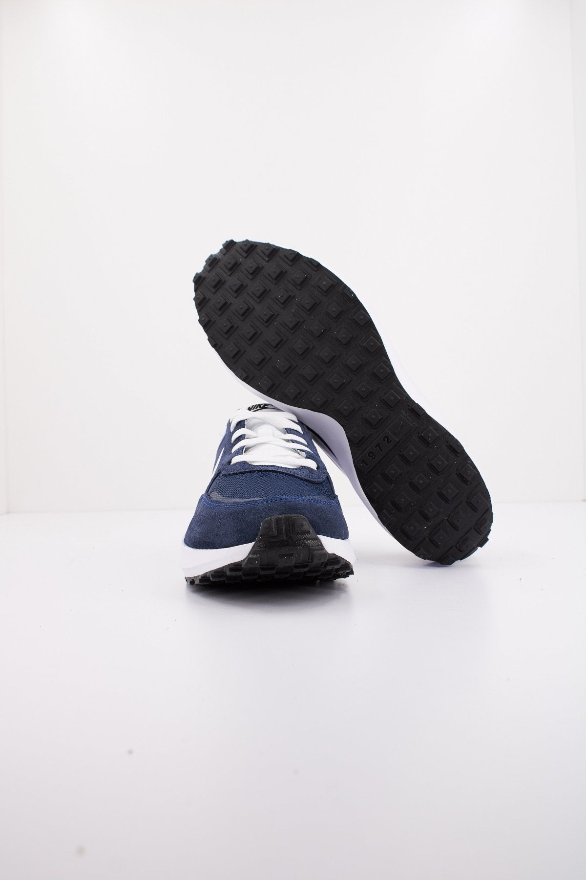 NIKE WAFFLE DEBUT en color AZUL (4)