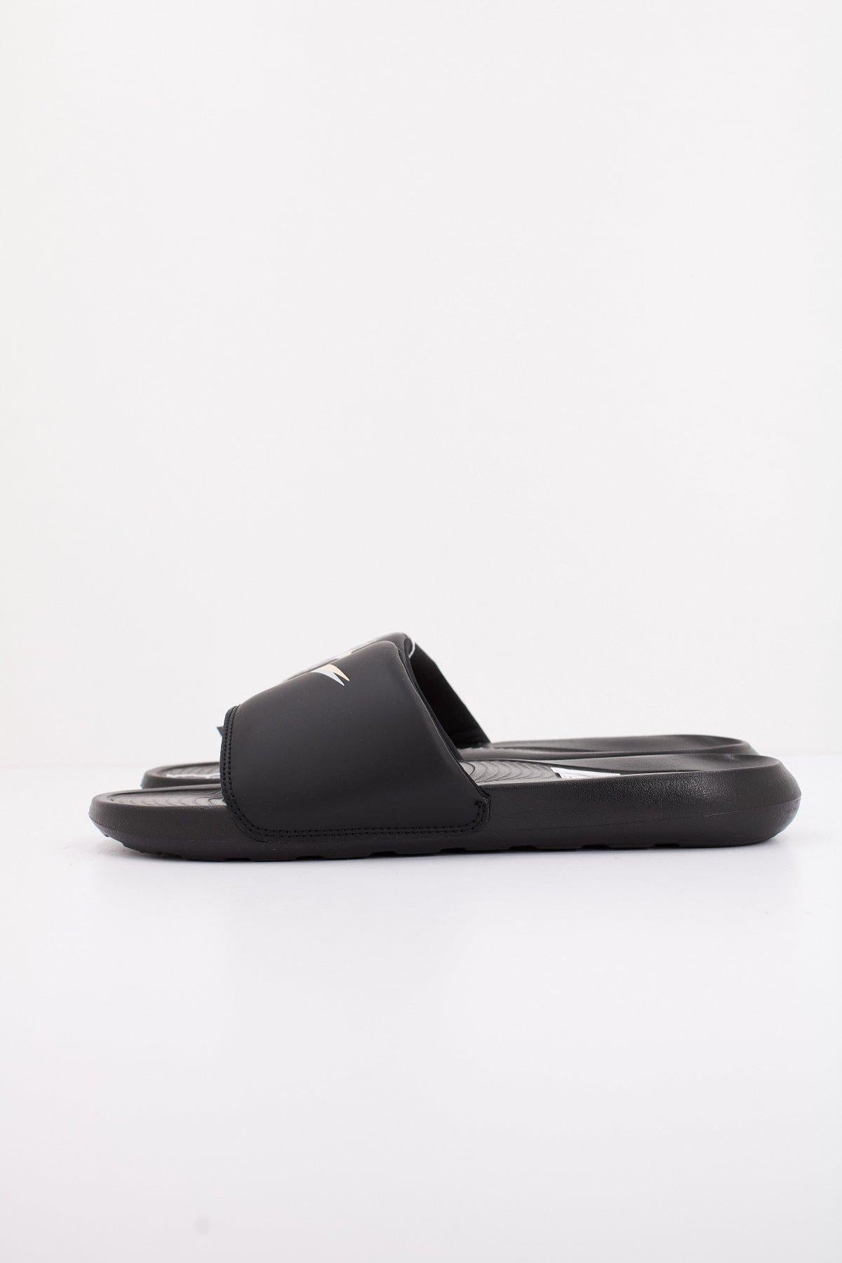 NIKE VICTORY ONE SLIDE SWSH en color NEGRO (1)
