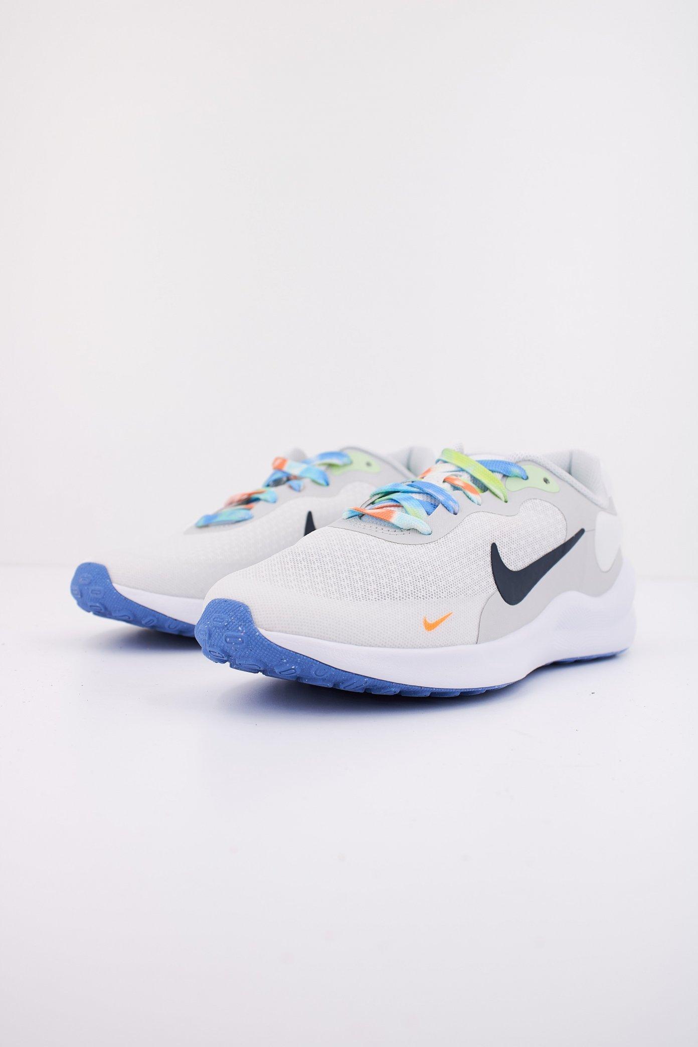 NIKE NIKE REVOLUTION en color BLANCO (2)