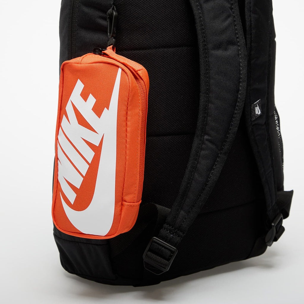 NIKE Y NK ELMNTL BKPK SHOEBOX en color NEGRO (6)