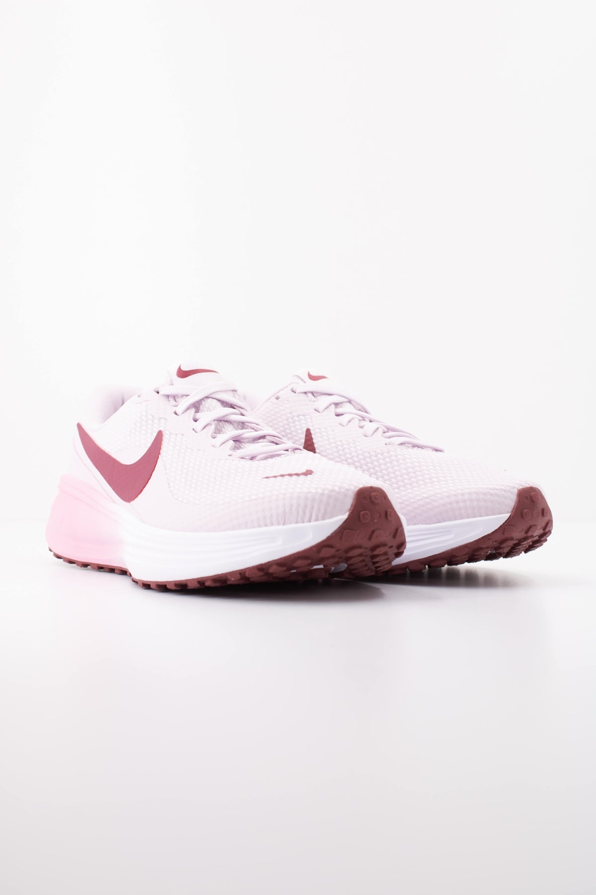 NIKE W NIKE REVOLUTION en color ROSA (2)
