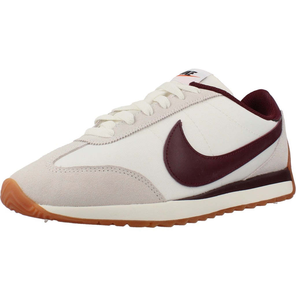 NIKE W NIKE PACIFIC en color BEIS (1)