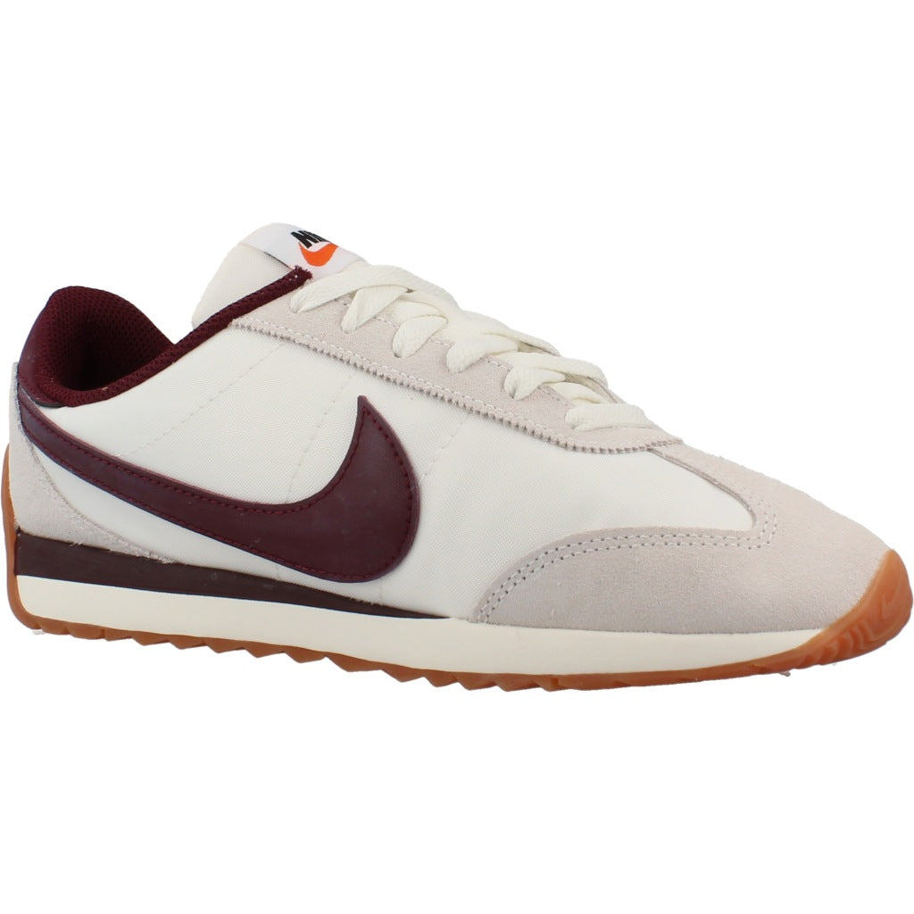 NIKE W NIKE PACIFIC en color BEIS (5)