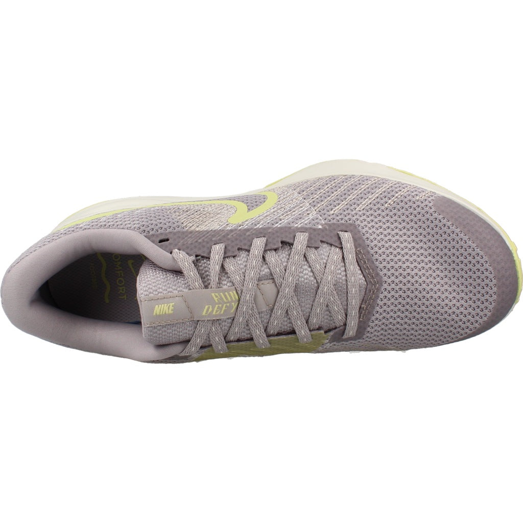 NIKE W NIKE RUN DEFY en color GRIS (7)