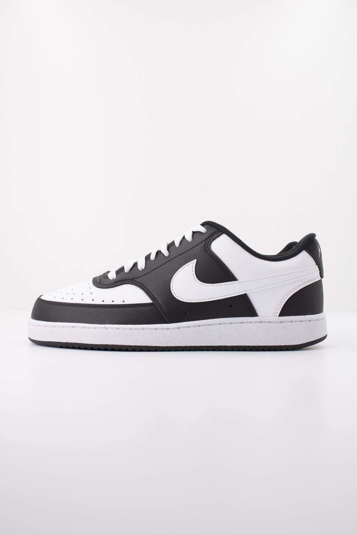 NIKE NIKE COURT VISION LO en color NEGRO (1)