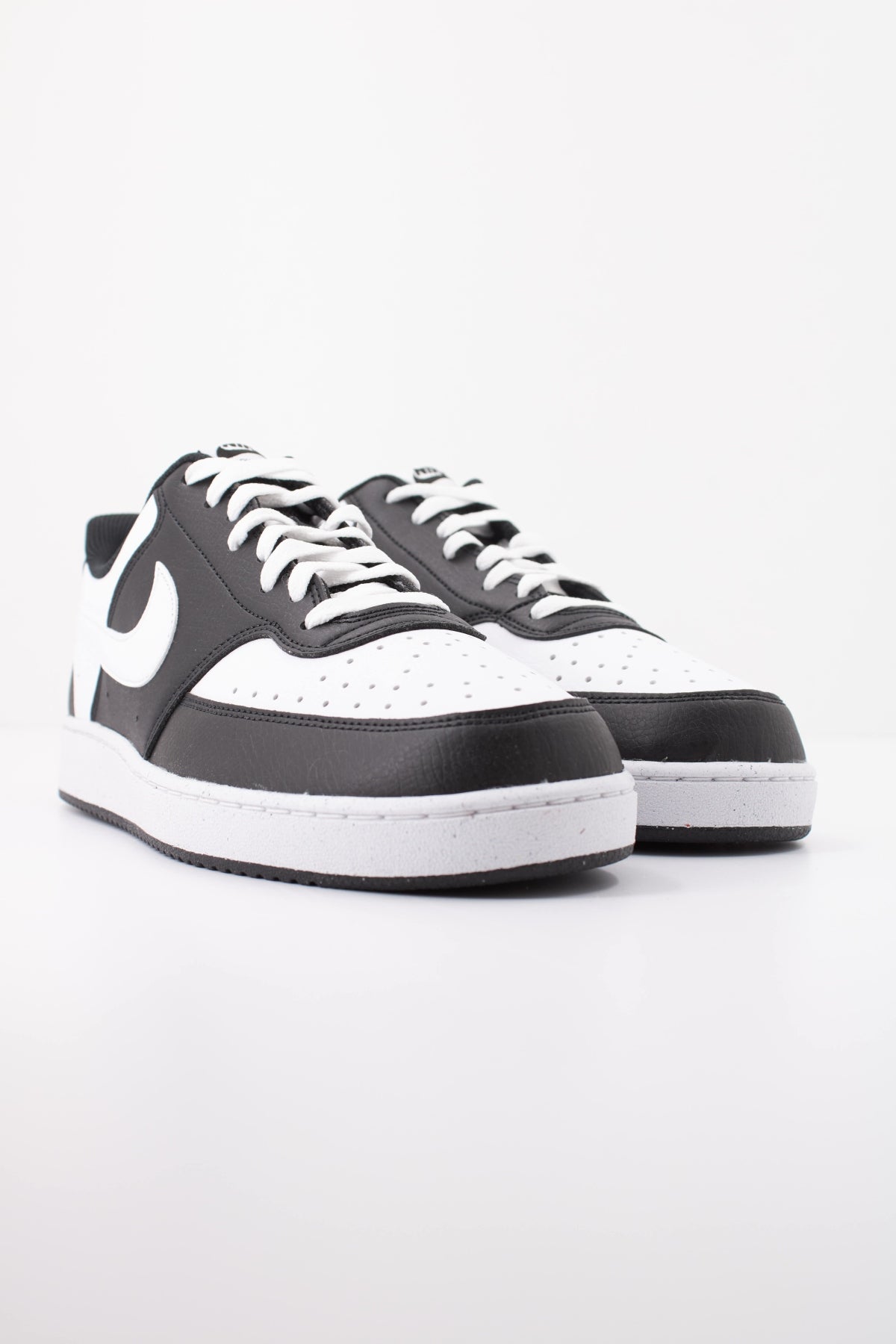 NIKE NIKE COURT VISION LO en color NEGRO (2)
