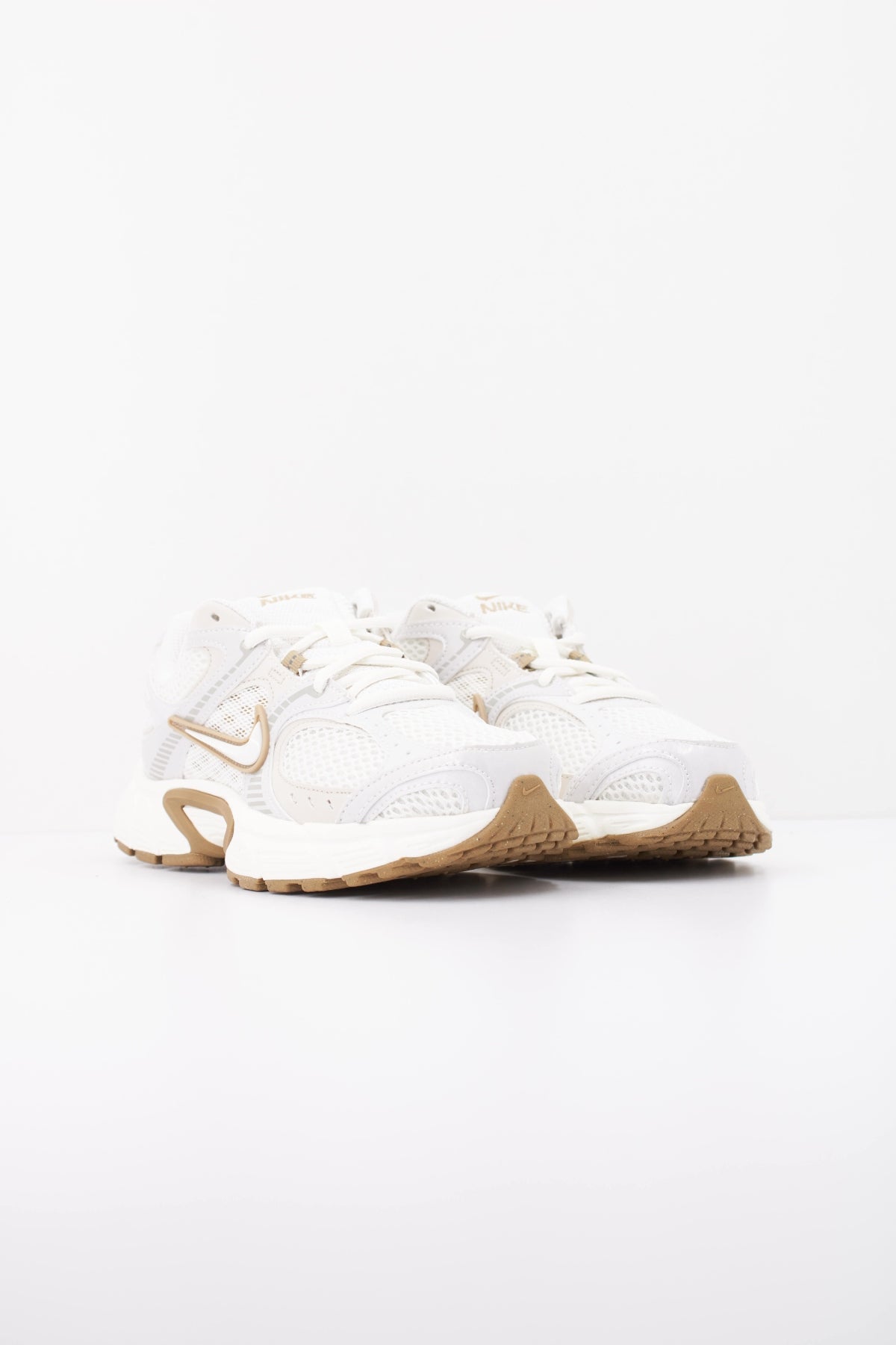 NIKE W NIKE V RNR en color BEIS (2)