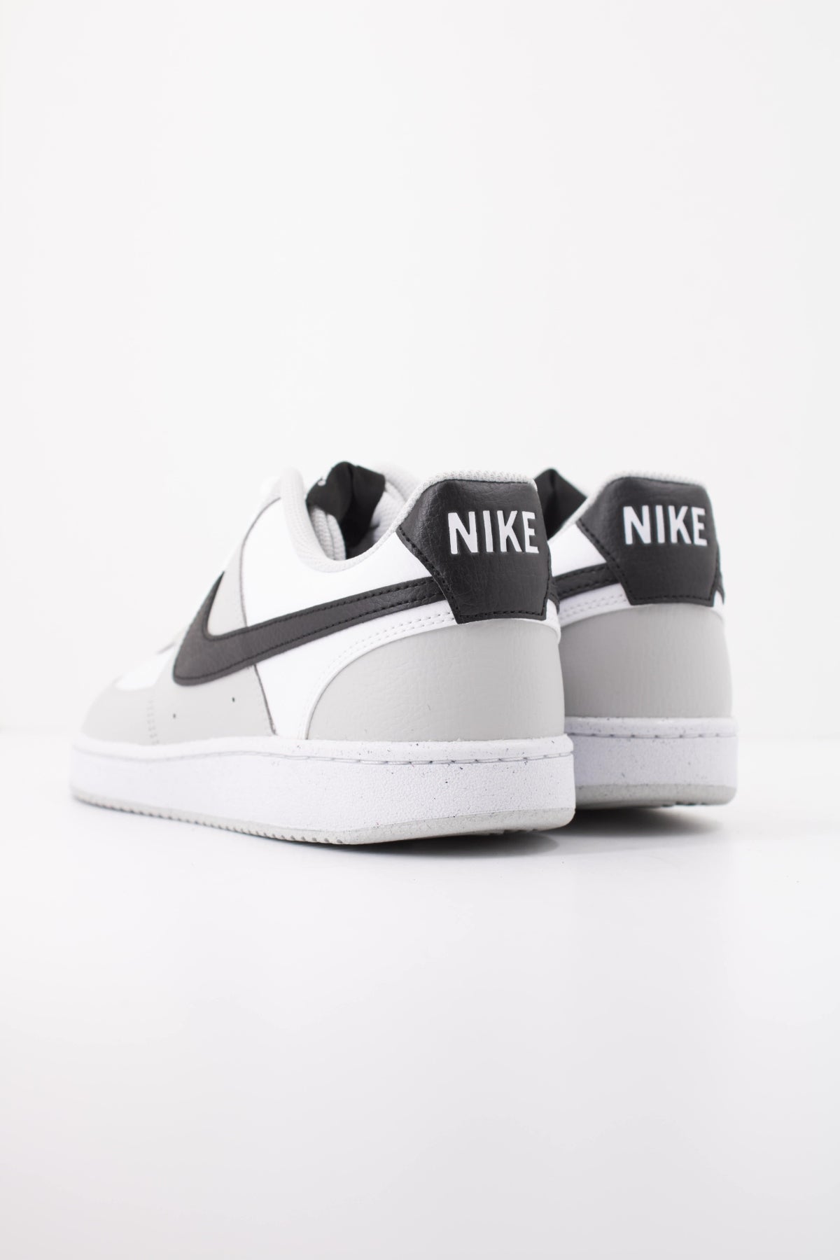 NIKE NIKE COURT VISION LO en color GRIS (4)