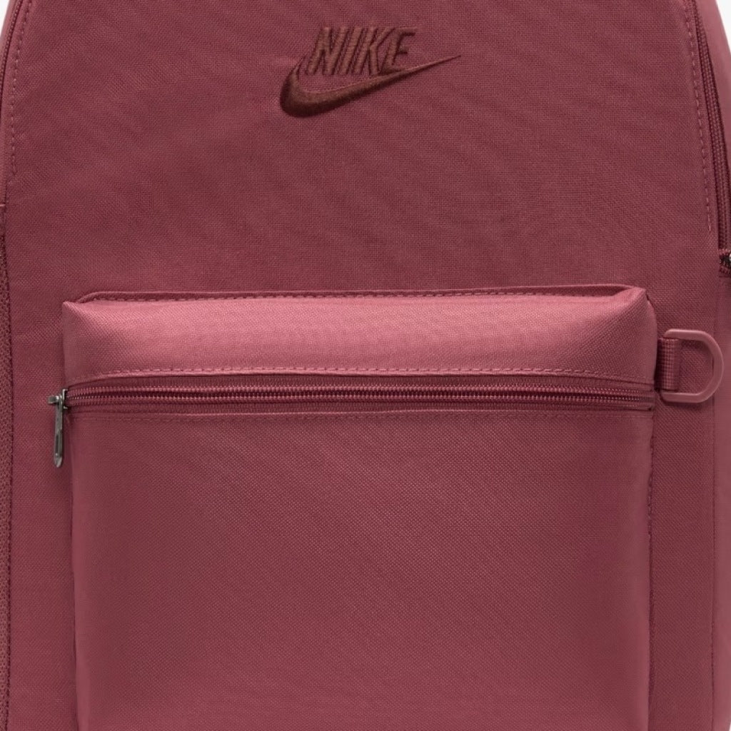 NIKE NK HERITAGE BACKPACK . en color ROSA (5)