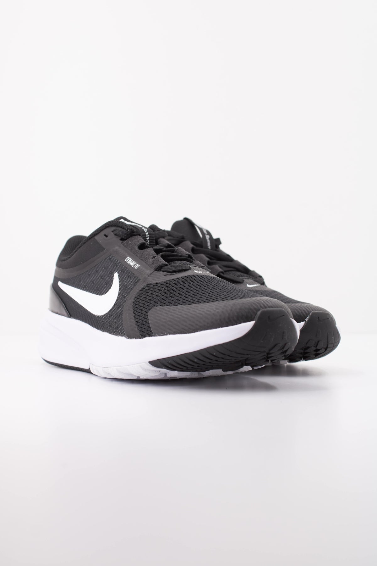 NIKE NIKE STAR RUNNER GS en color NEGRO (2)
