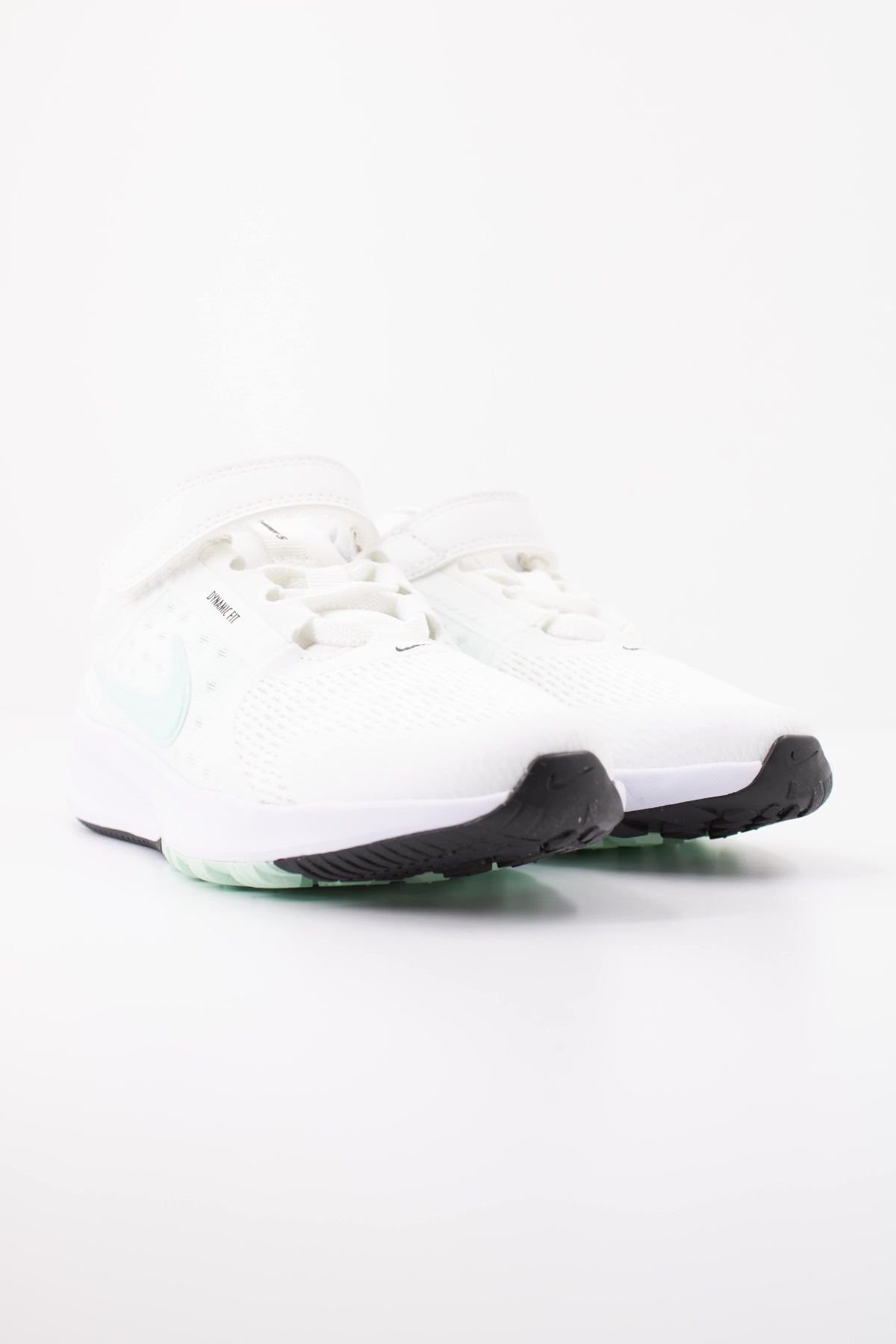 NIKE NIKE STAR RUNNER PS en color BLANCO (2)