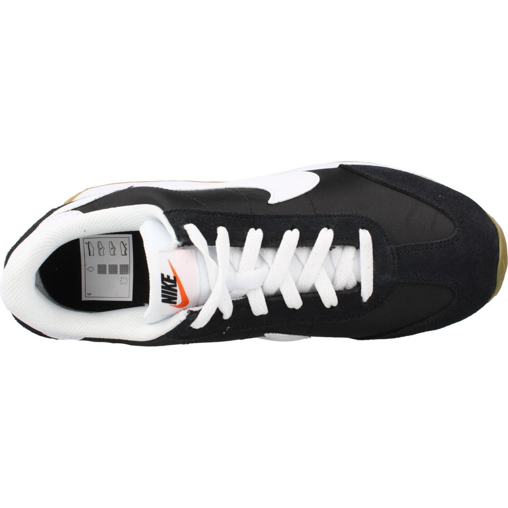 NIKE NIKE PACIFIC GS en color NEGRO (7)