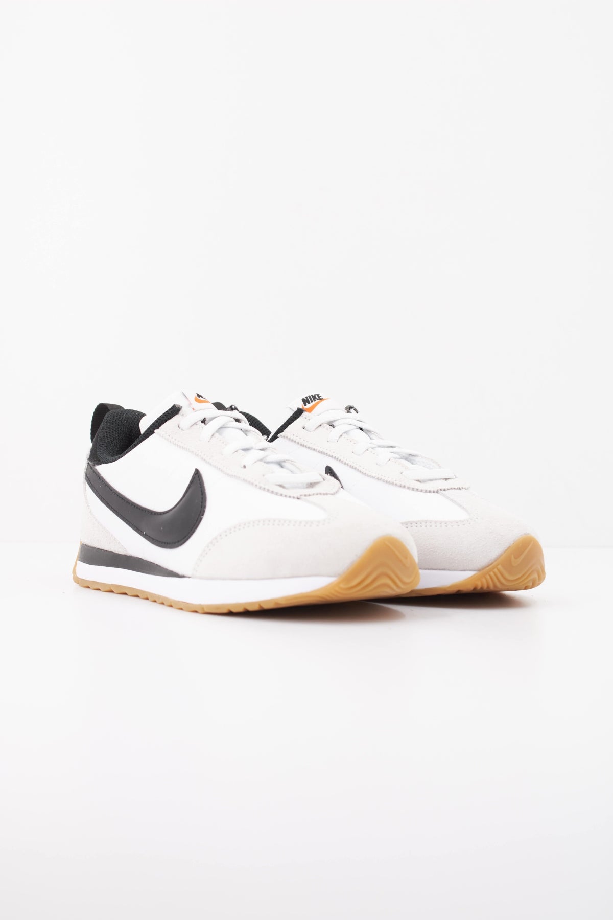 NIKE NIKE PACIFIC PS en color BLANCO (2)