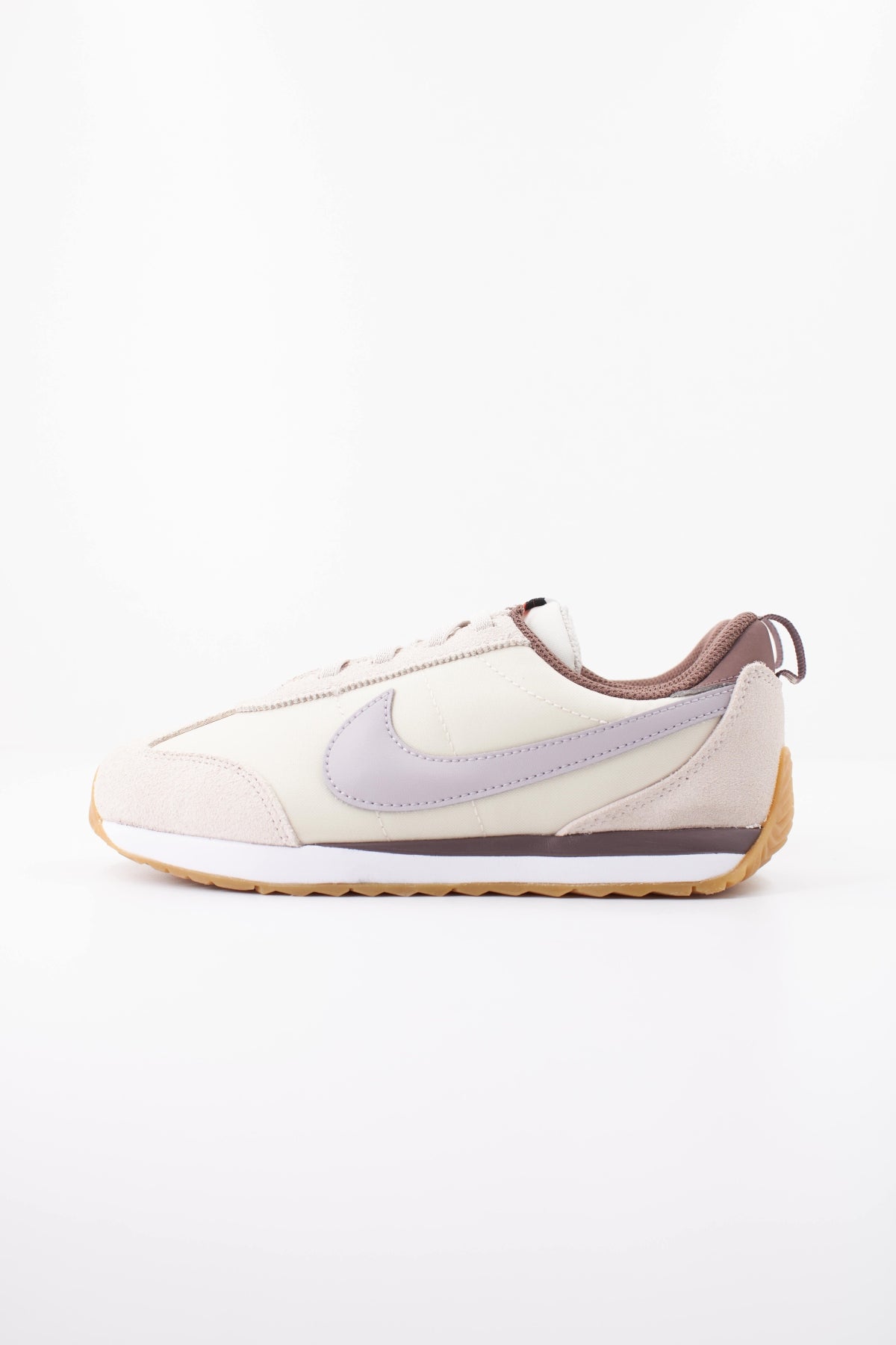 NIKE NIKE PACIFIC PS en color MARRON (1)