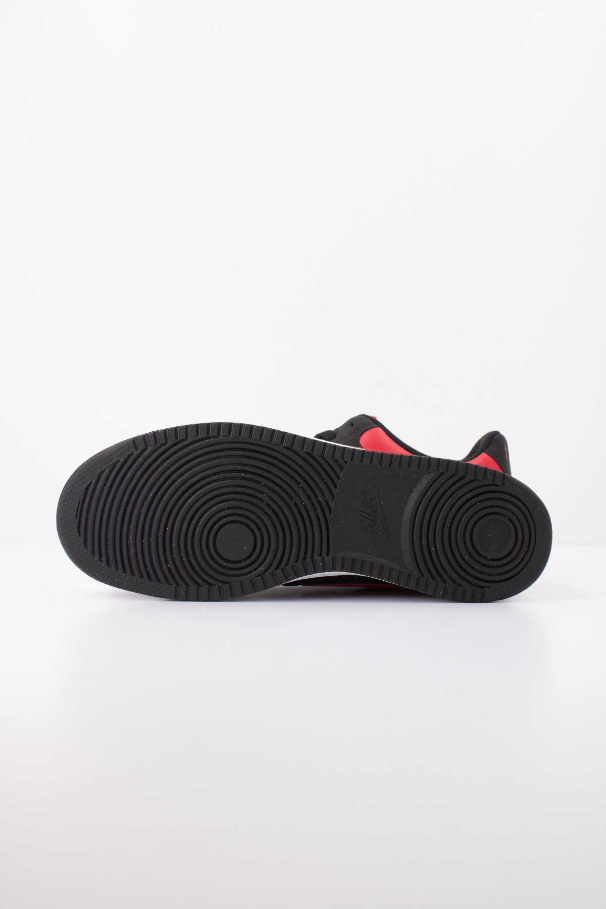 NIKE NIKE COURT VISION LO P NB en color NEGRO (5)