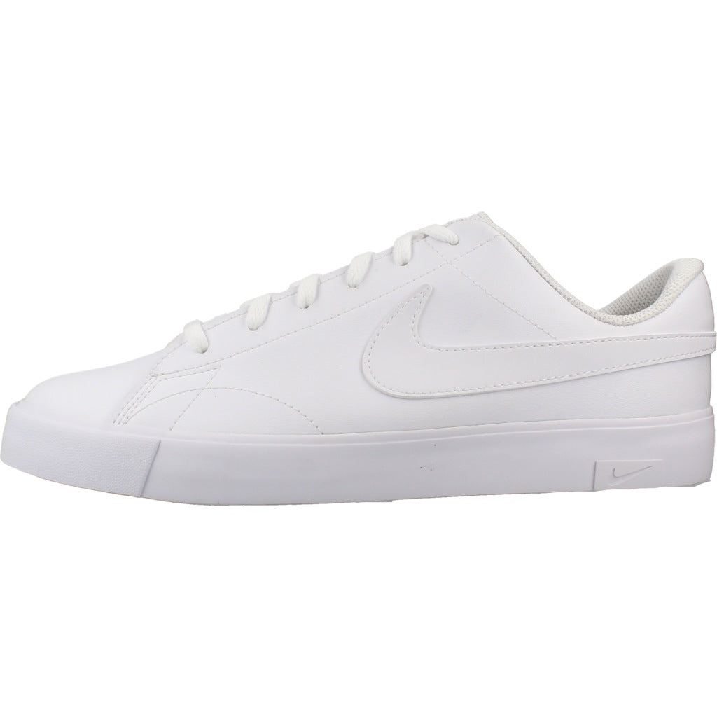 NIKE NIKE TENNIS ESSENTIAL GS en color BLANCO (2)
