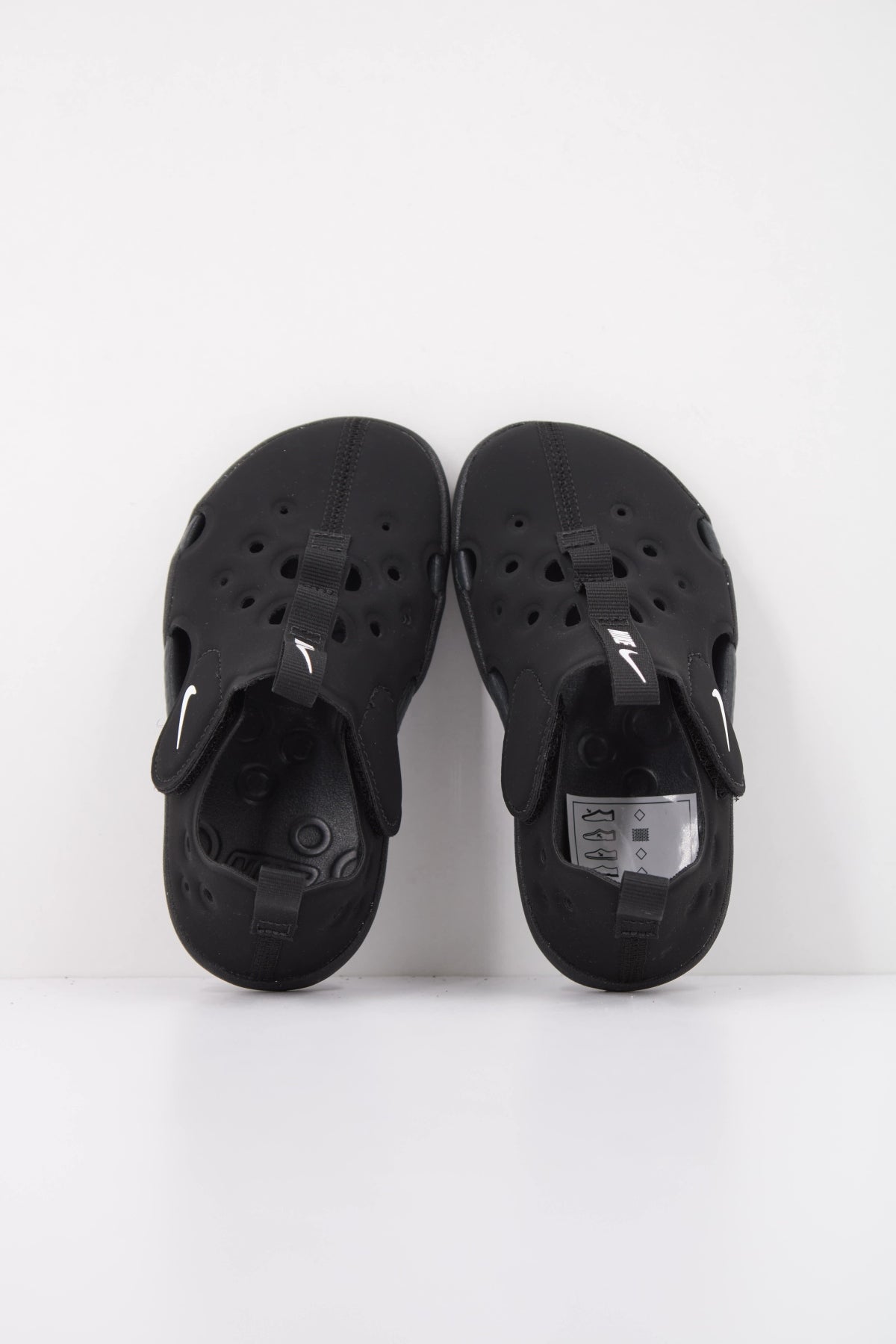 NIKE SUNRAY PROTECT TD en color NEGRO (3)