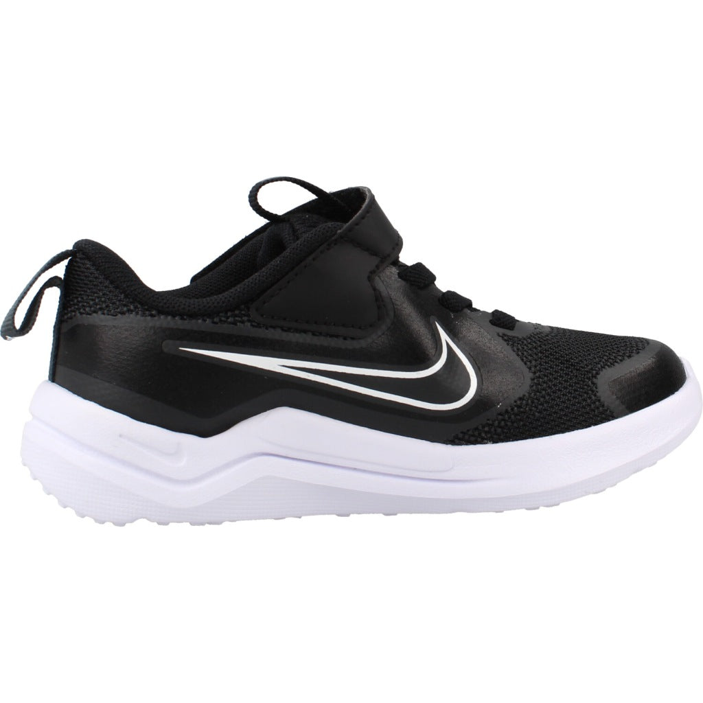 NIKE NIKE COSMIC RUNNER TD en color NEGRO (4)