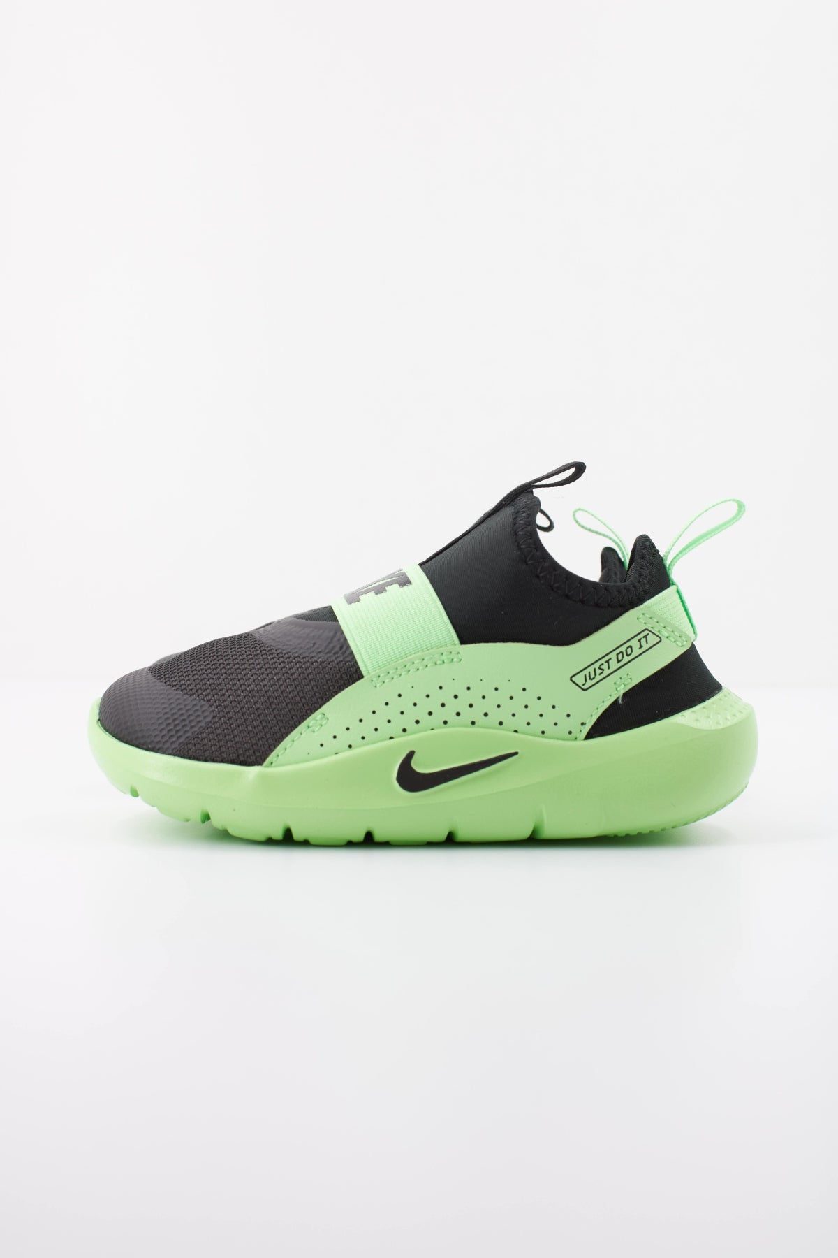 NIKE FLEX RUNNER TD en color NEGRO (1)