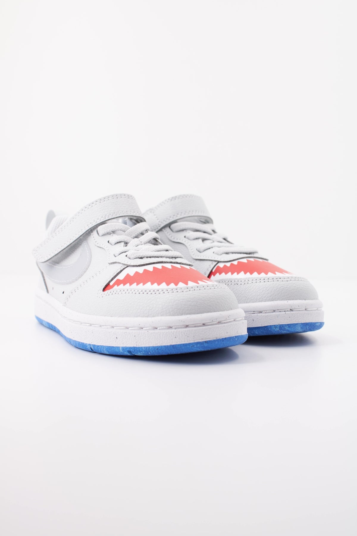 NIKE COURT BOROUGH LOW LILS PSV en color GRIS (2)