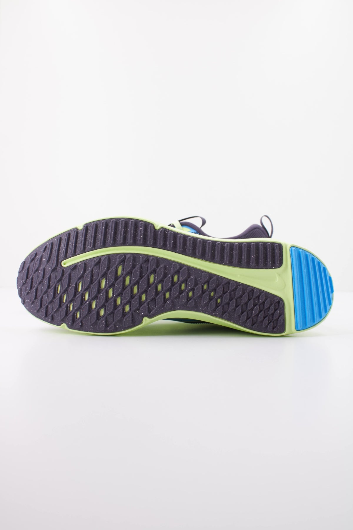NIKE NIKE COSMIC RUNNER GS en color MULTICOLOR (5)