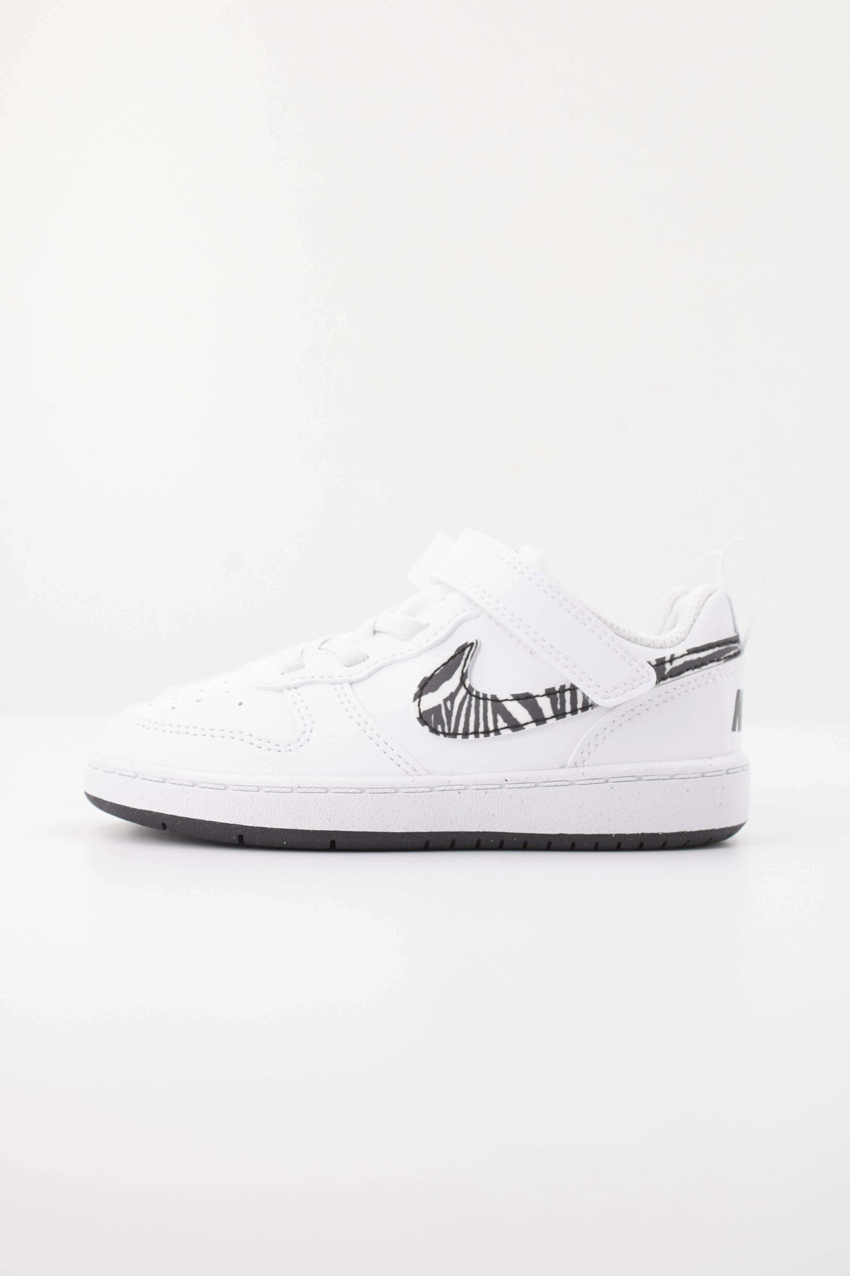NIKE COURT BOROUGH PRT TD en color BLANCO (1)