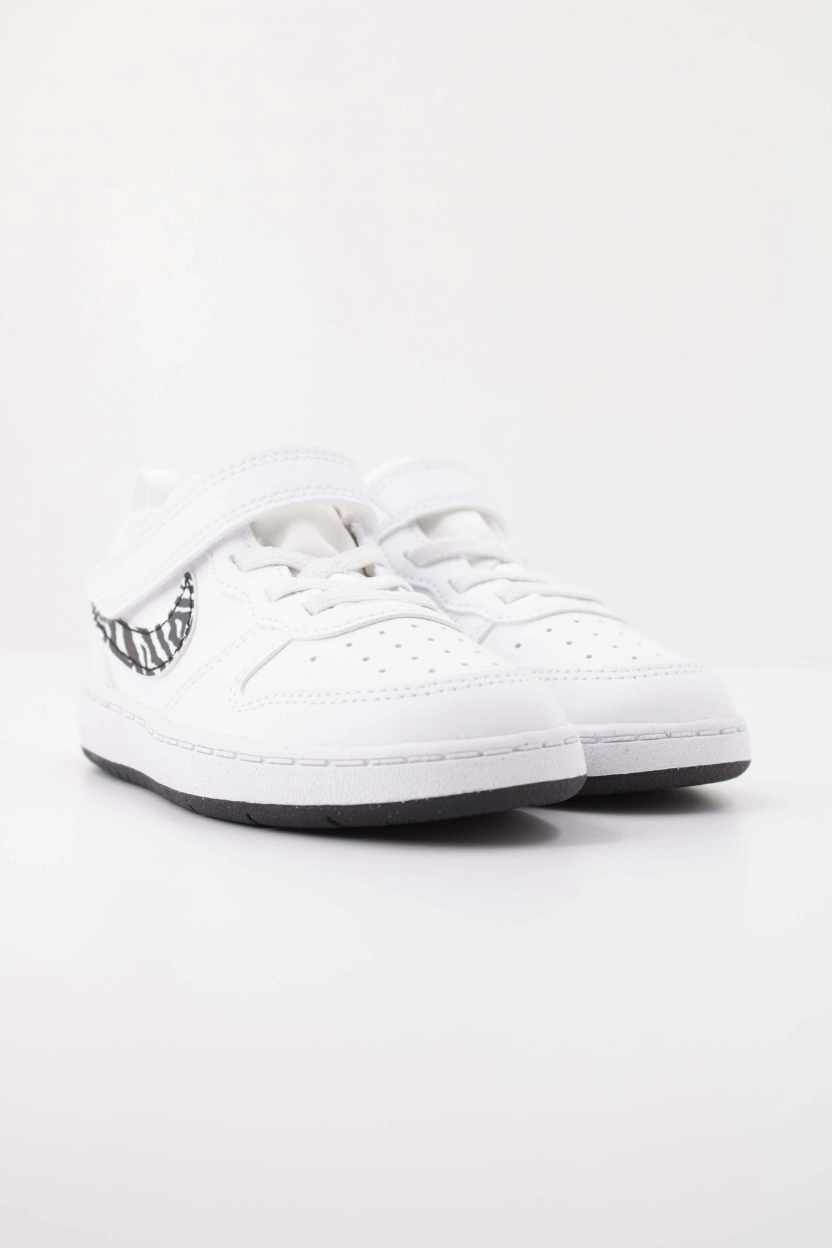 NIKE COURT BOROUGH PRT TD en color BLANCO (2)