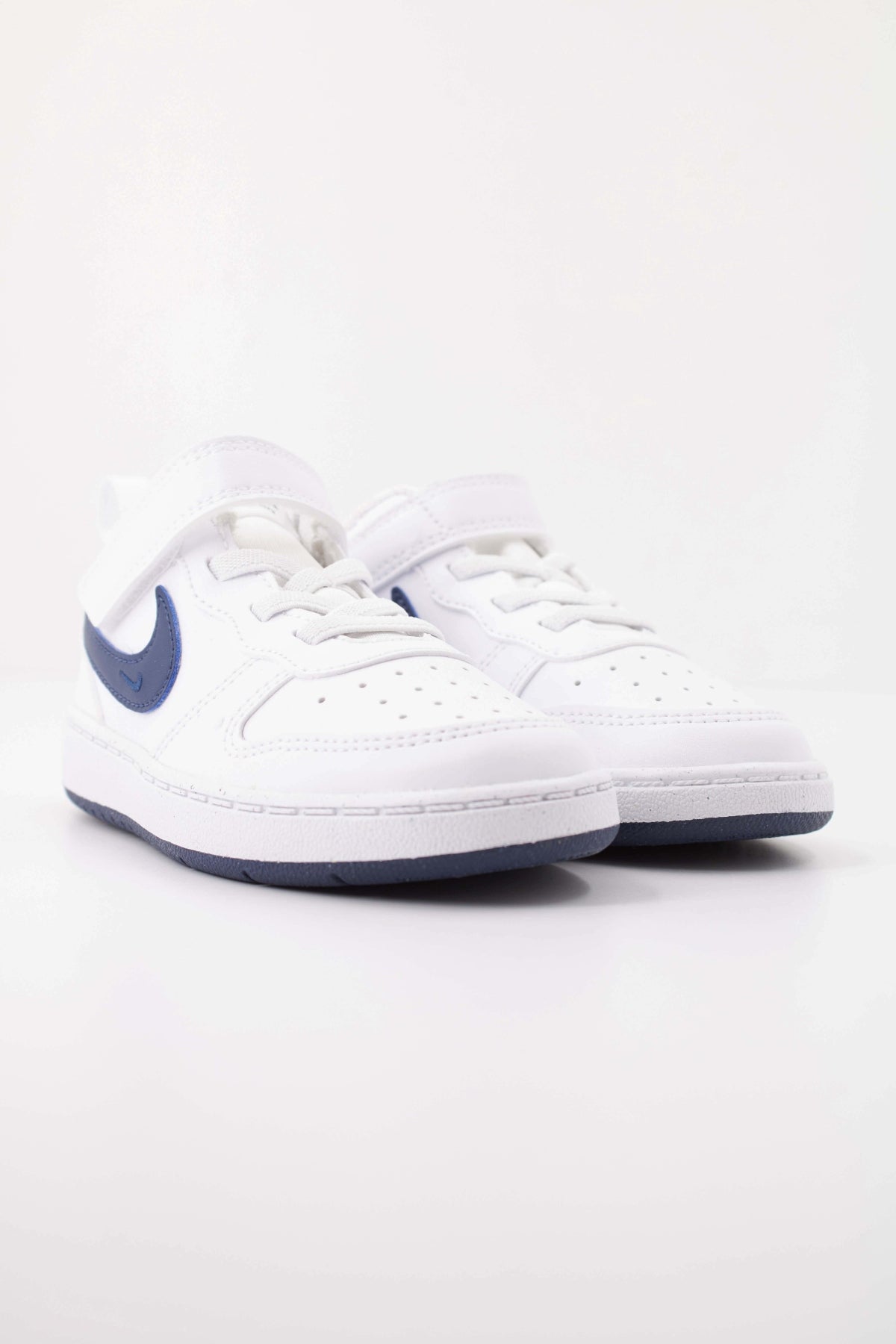 NIKE COURT BOROUGH LOW BRND TD en color BLANCO (2)